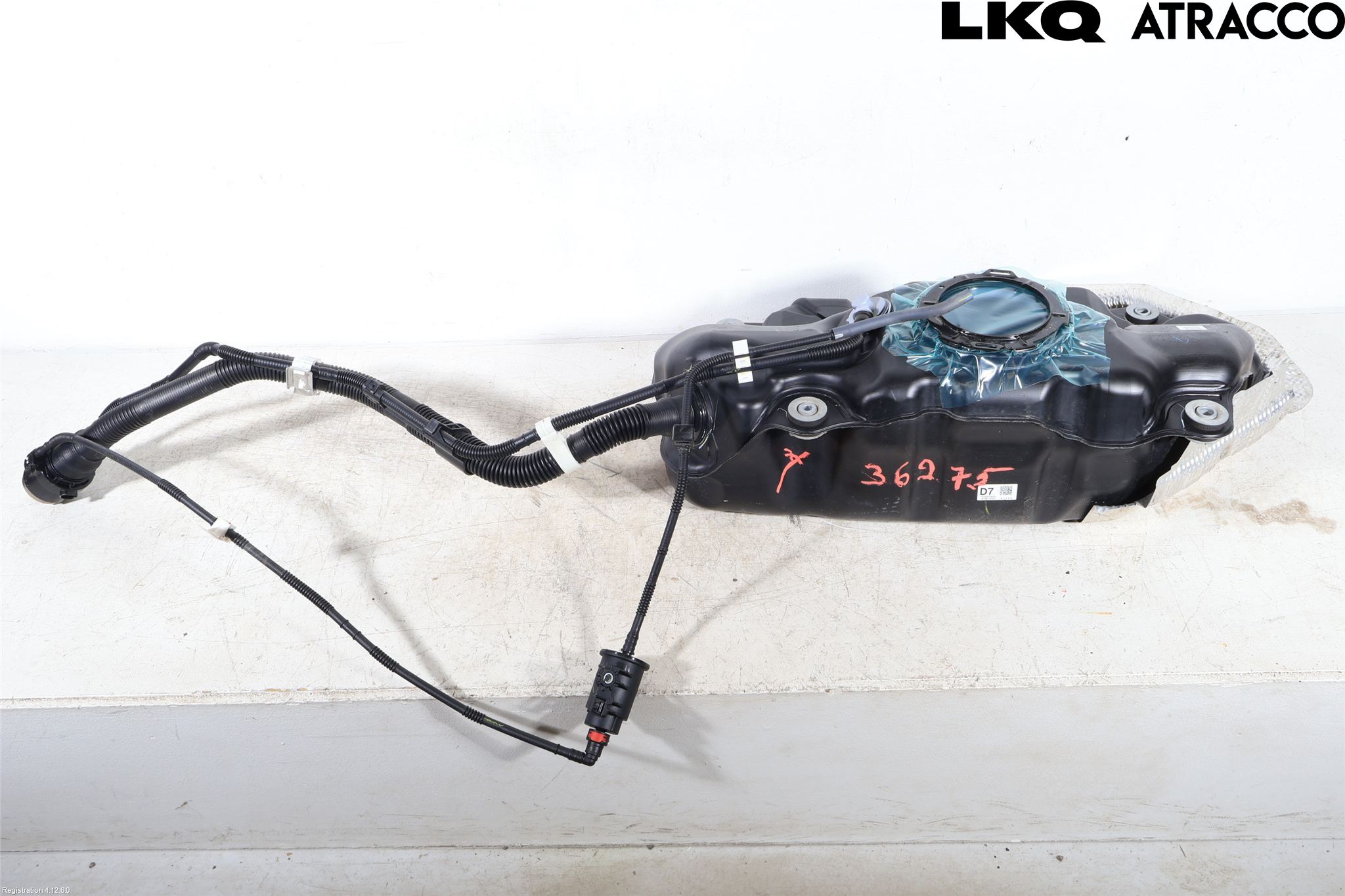 Lexus LBX 24- Bränsletank