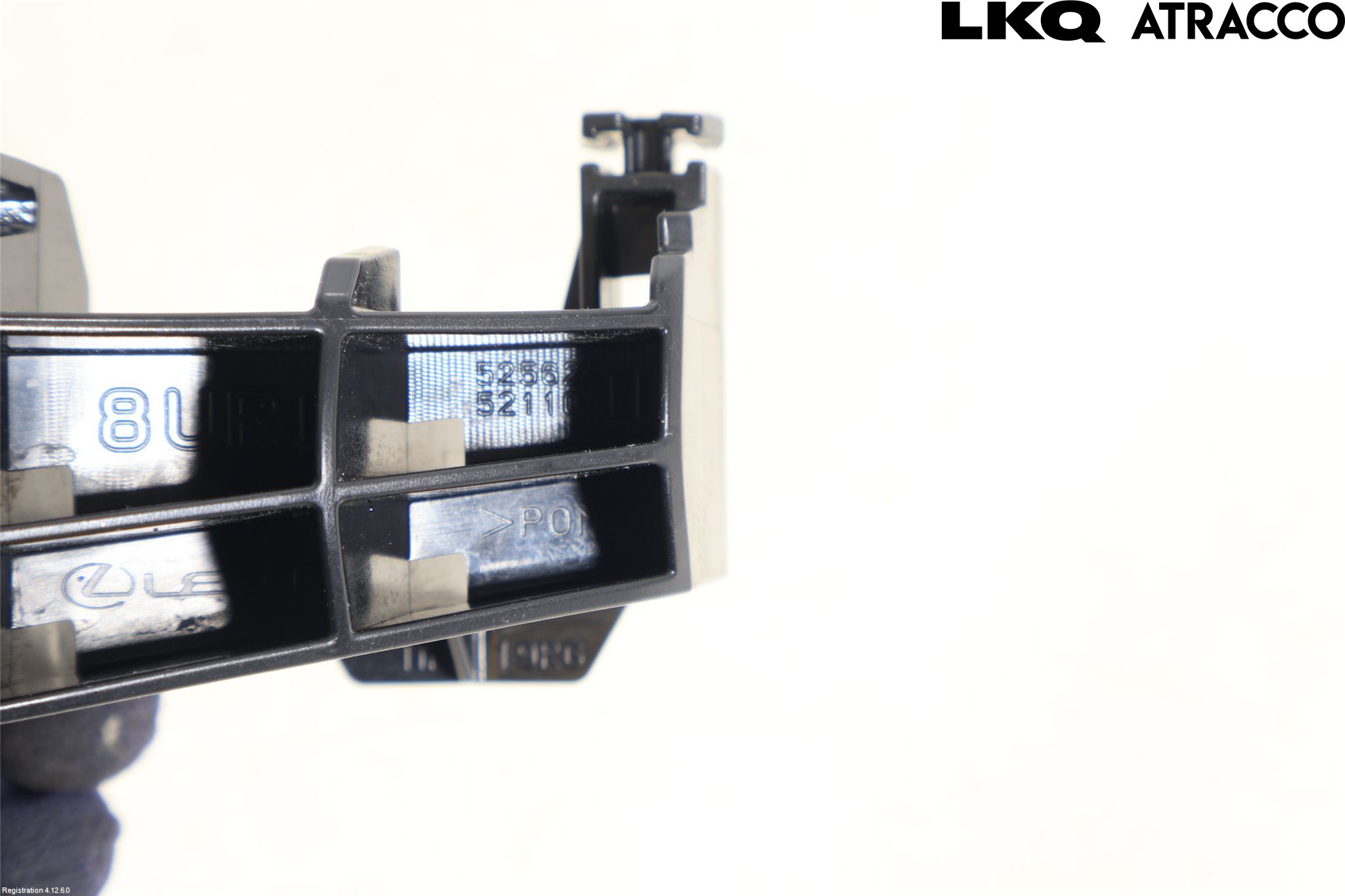 Lexus LBX 24- Stötfångarfäste Bak Hö