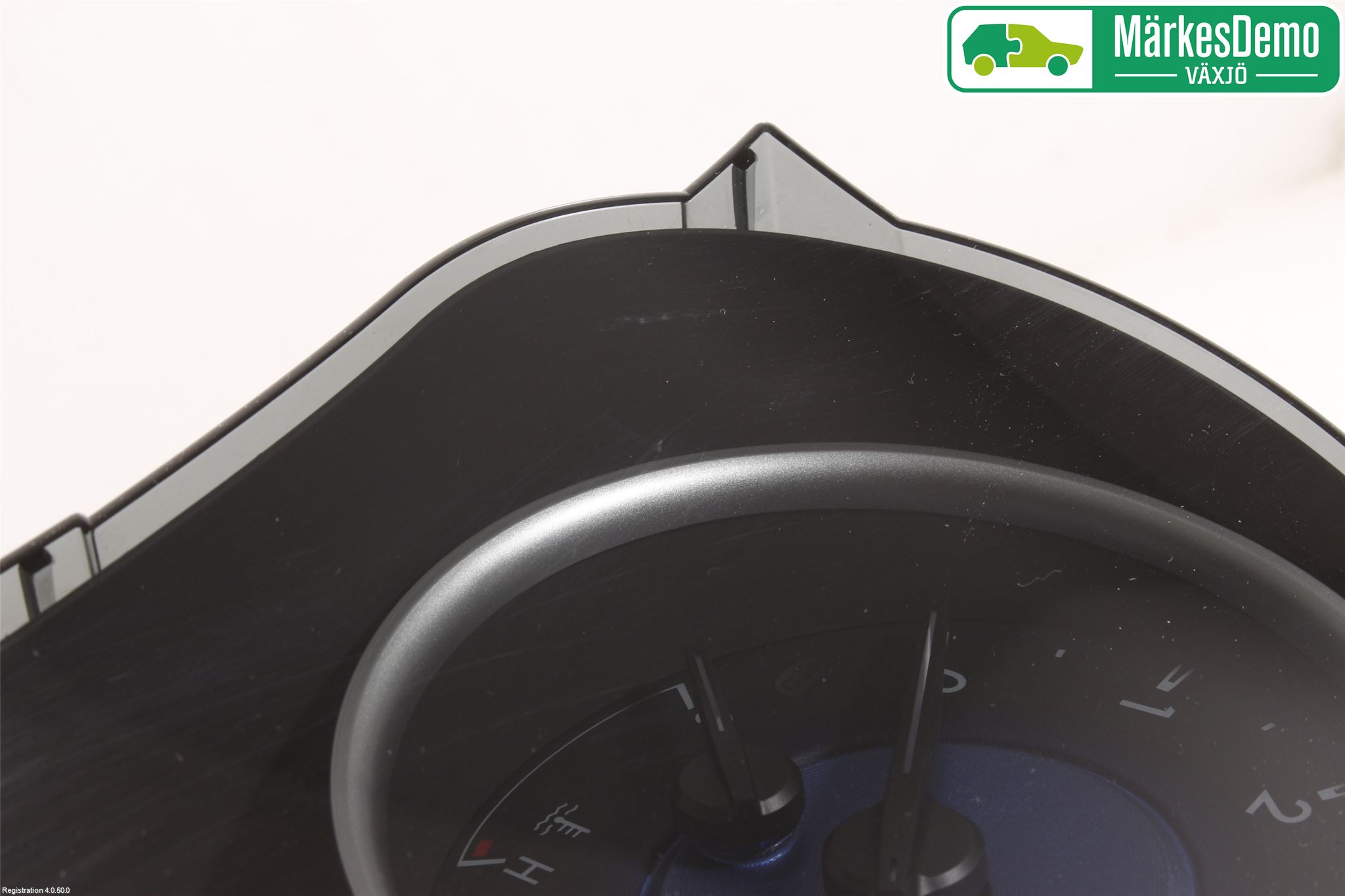 Toyota HILUX 16- Instrument Komb