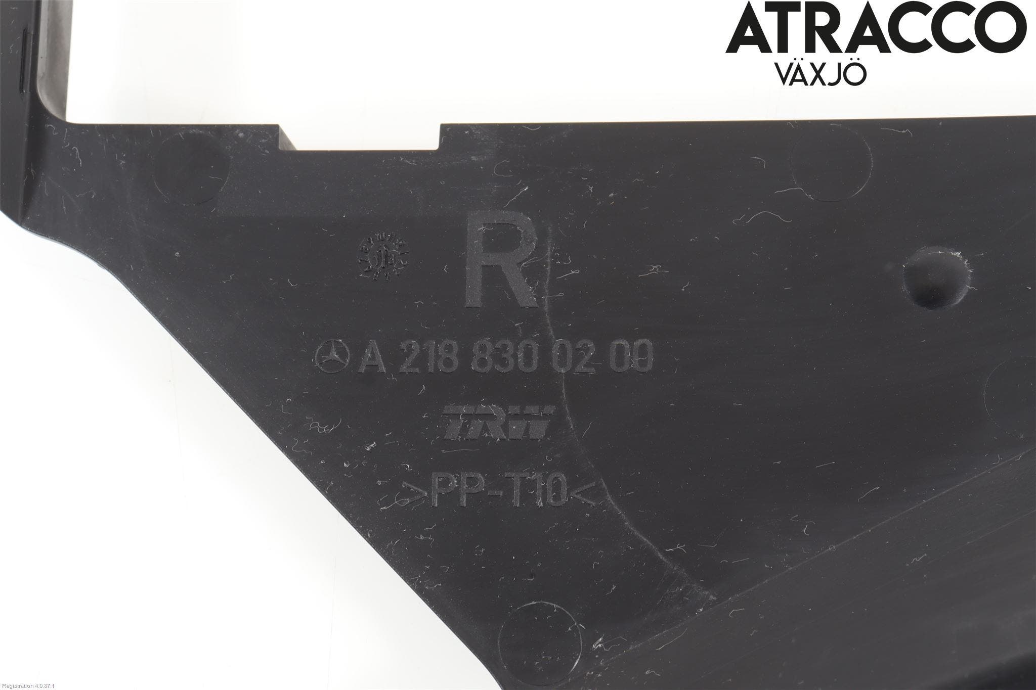 Mercedes-Benz MB CLS (C218/X218) 11-17 Ventilationsutsläpp Bak