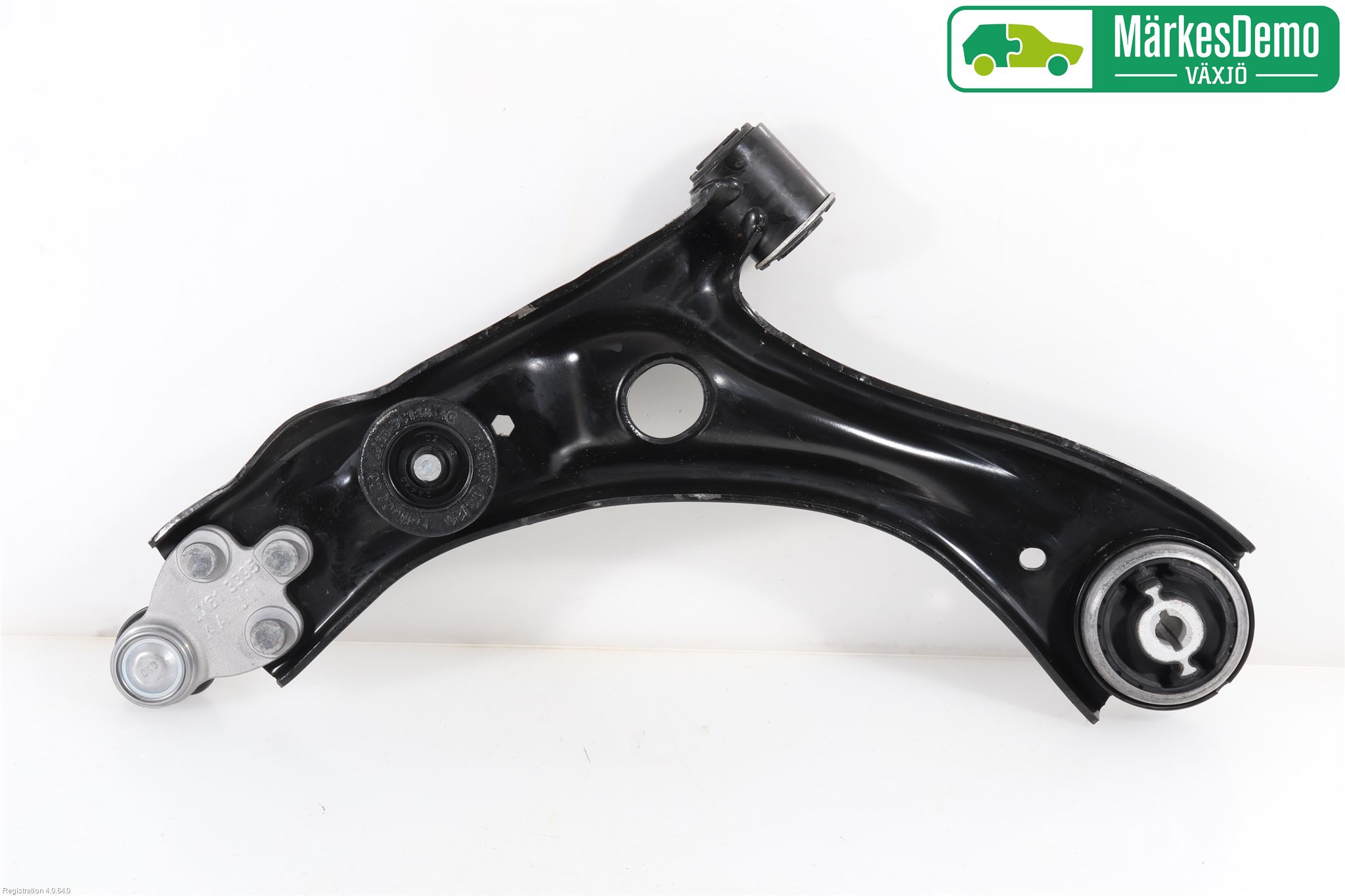 Ford FOCUS 19- Bärarm Fram Undre Hö