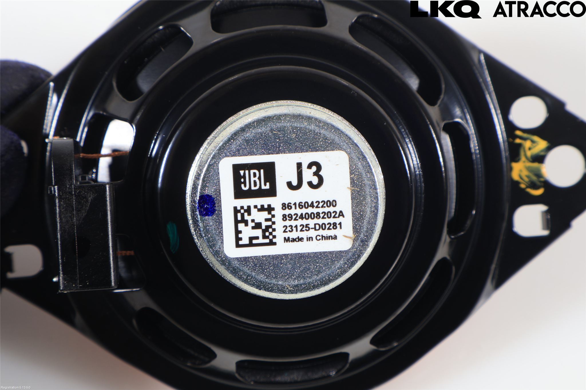 Toyota bZ4X EA10 22- Högtalare