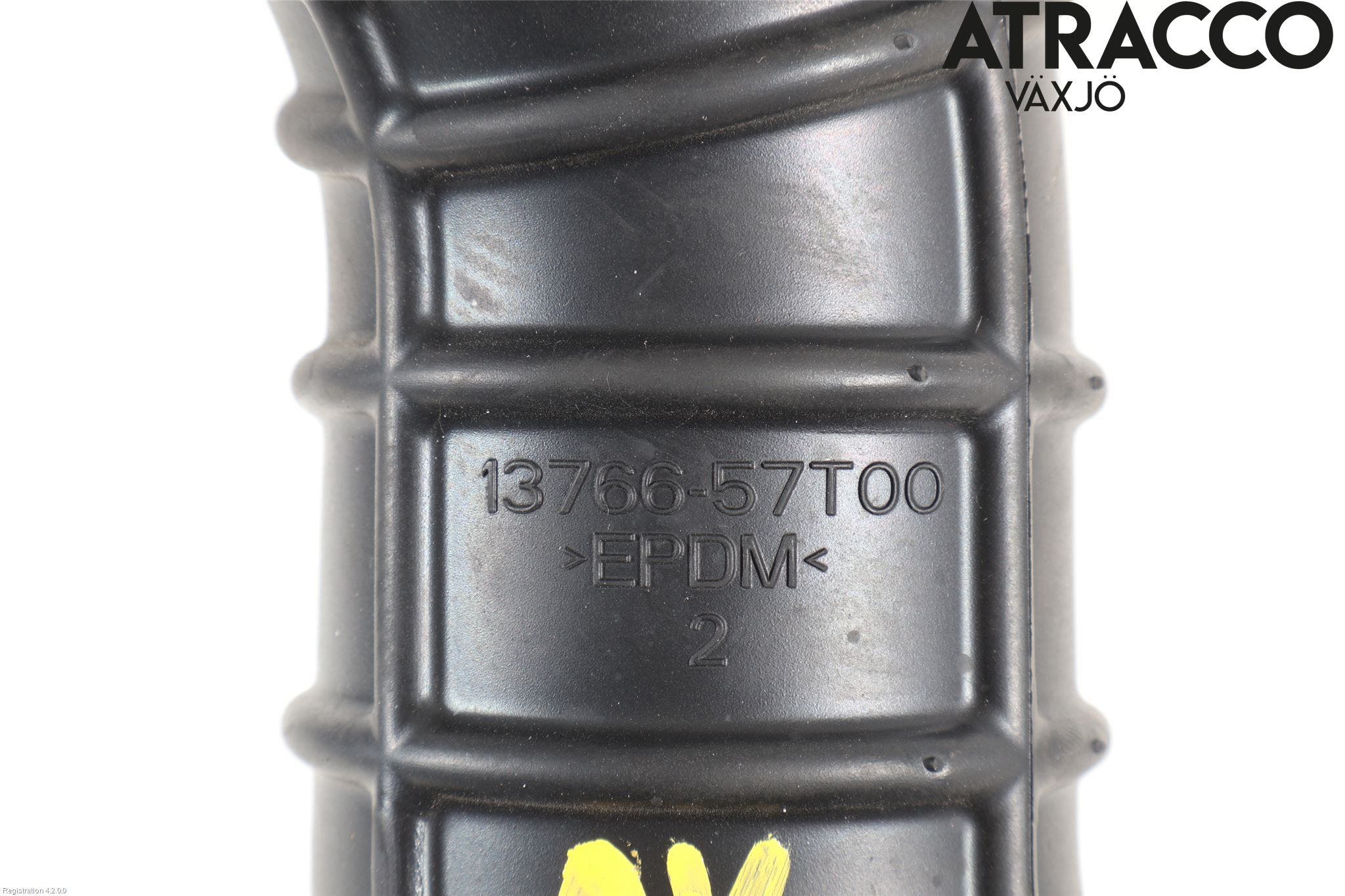 Suzuki ACROSS 21- Förg-Bälg-Rör Mot Luftr