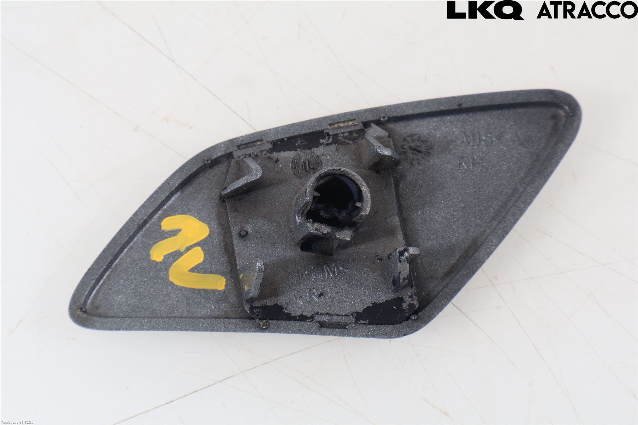 Toyota VERSO 09-18 Stötfångardel Fram Hö