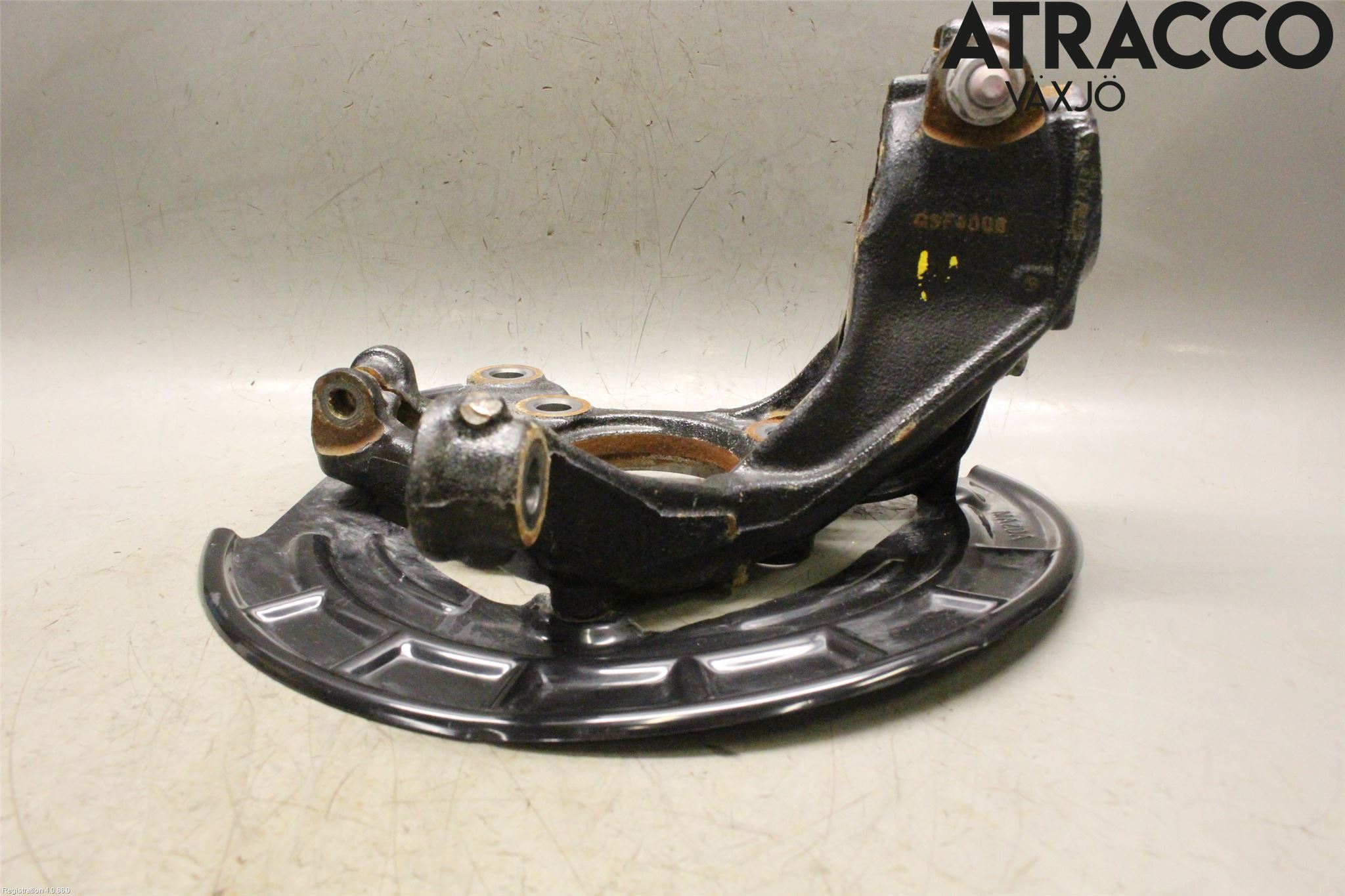 Mazda 3 IV 19- Styrspindel Lagerhus Hö