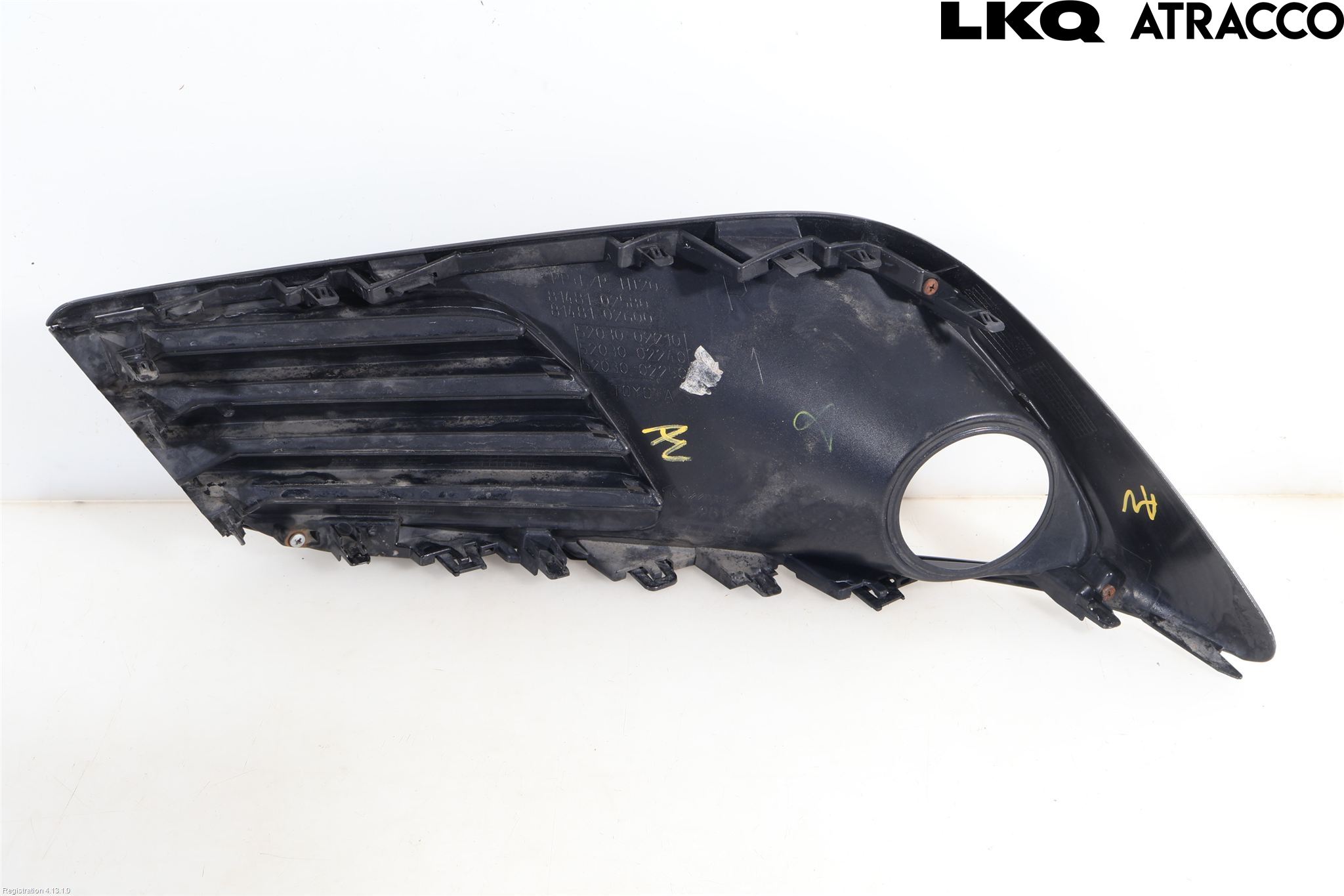 Toyota AURIS 13-19 Dimljussarg Fram