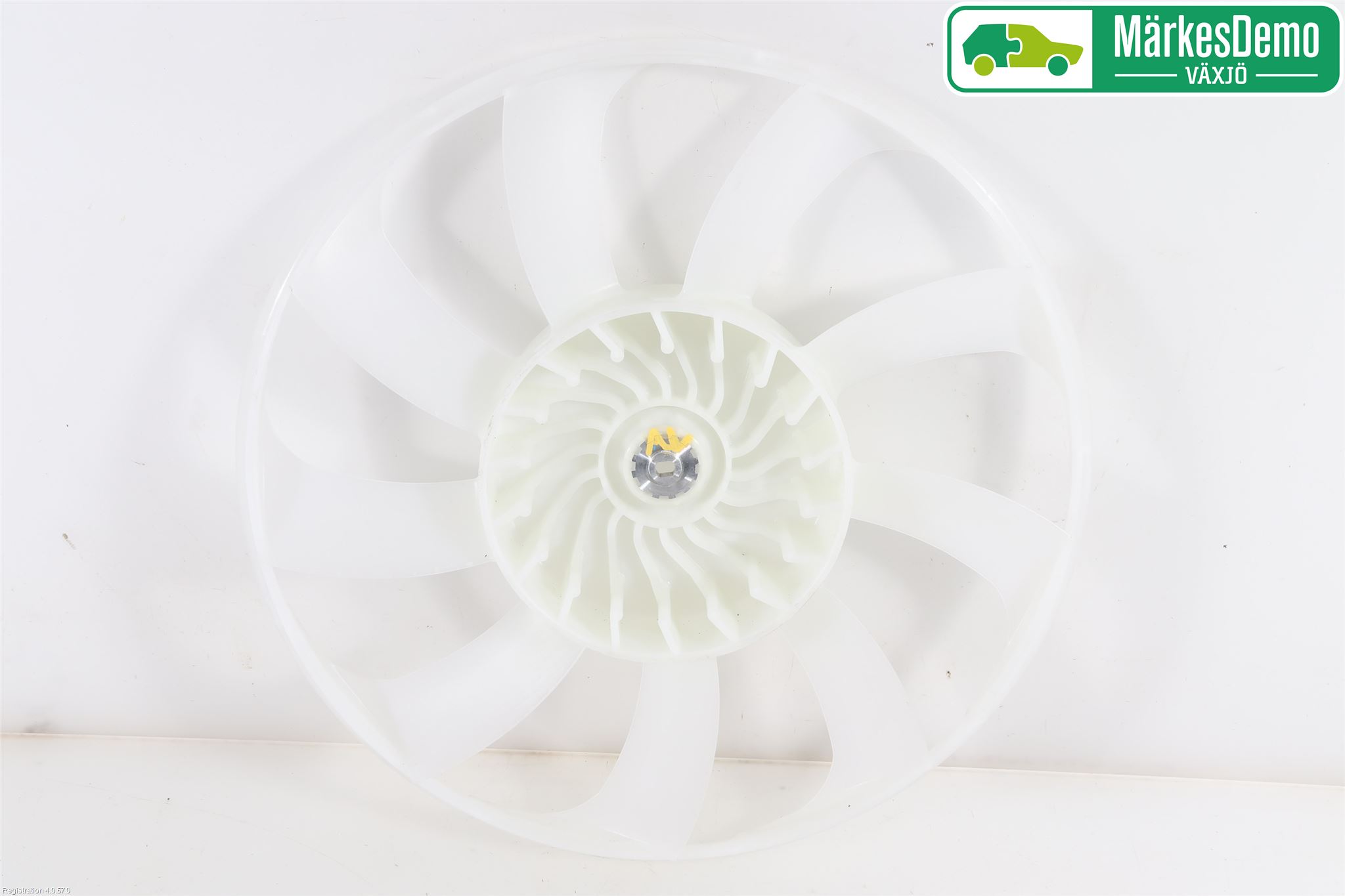 Toyota RAV4 13-18 Kylfläkt-Vinge