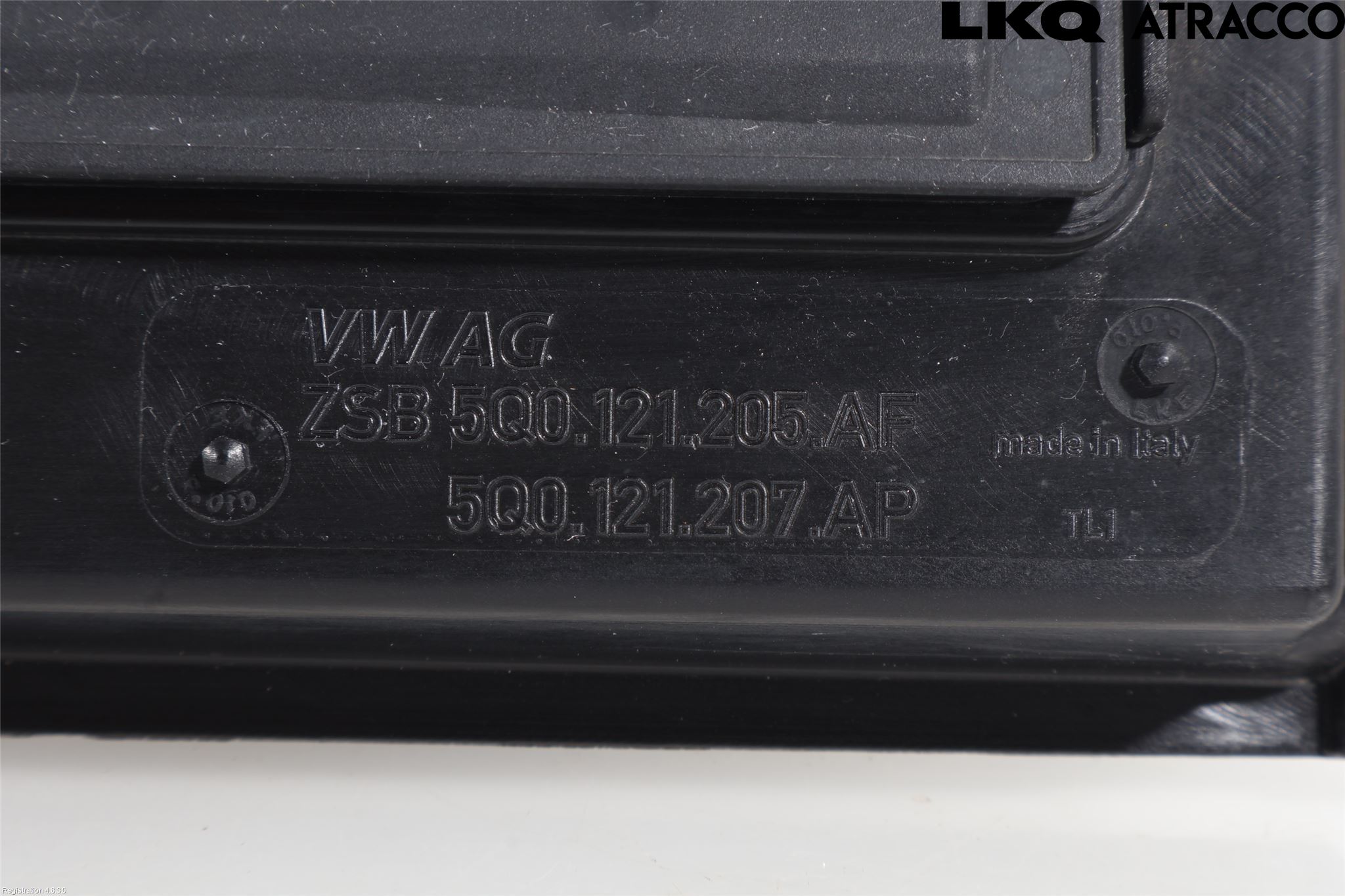 Volkswagen VW GOLF / E-GOLF VII 13-20 Kylfläktkåpa