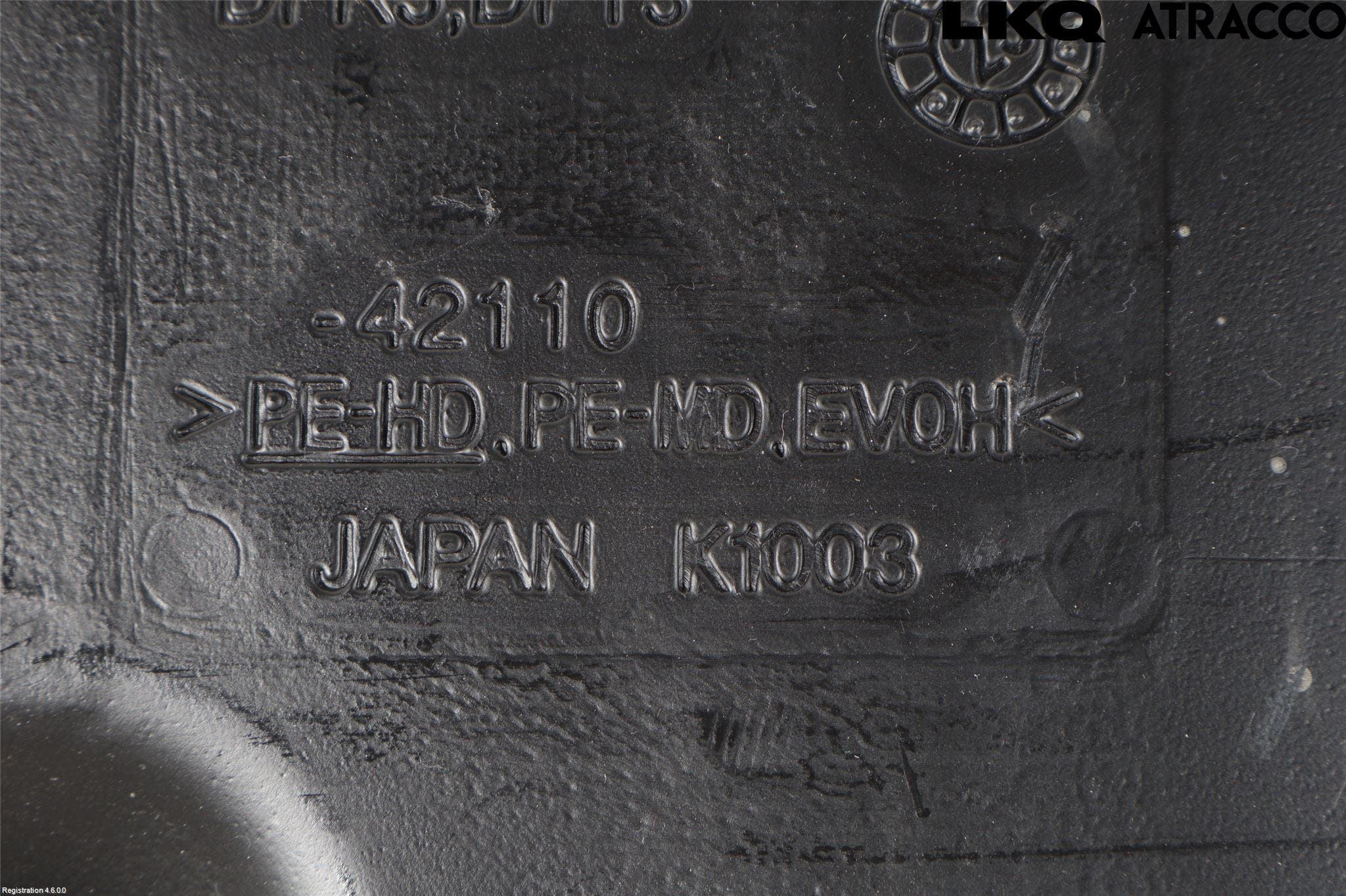 Mazda CX-30 20- Bränsletank Insprutning