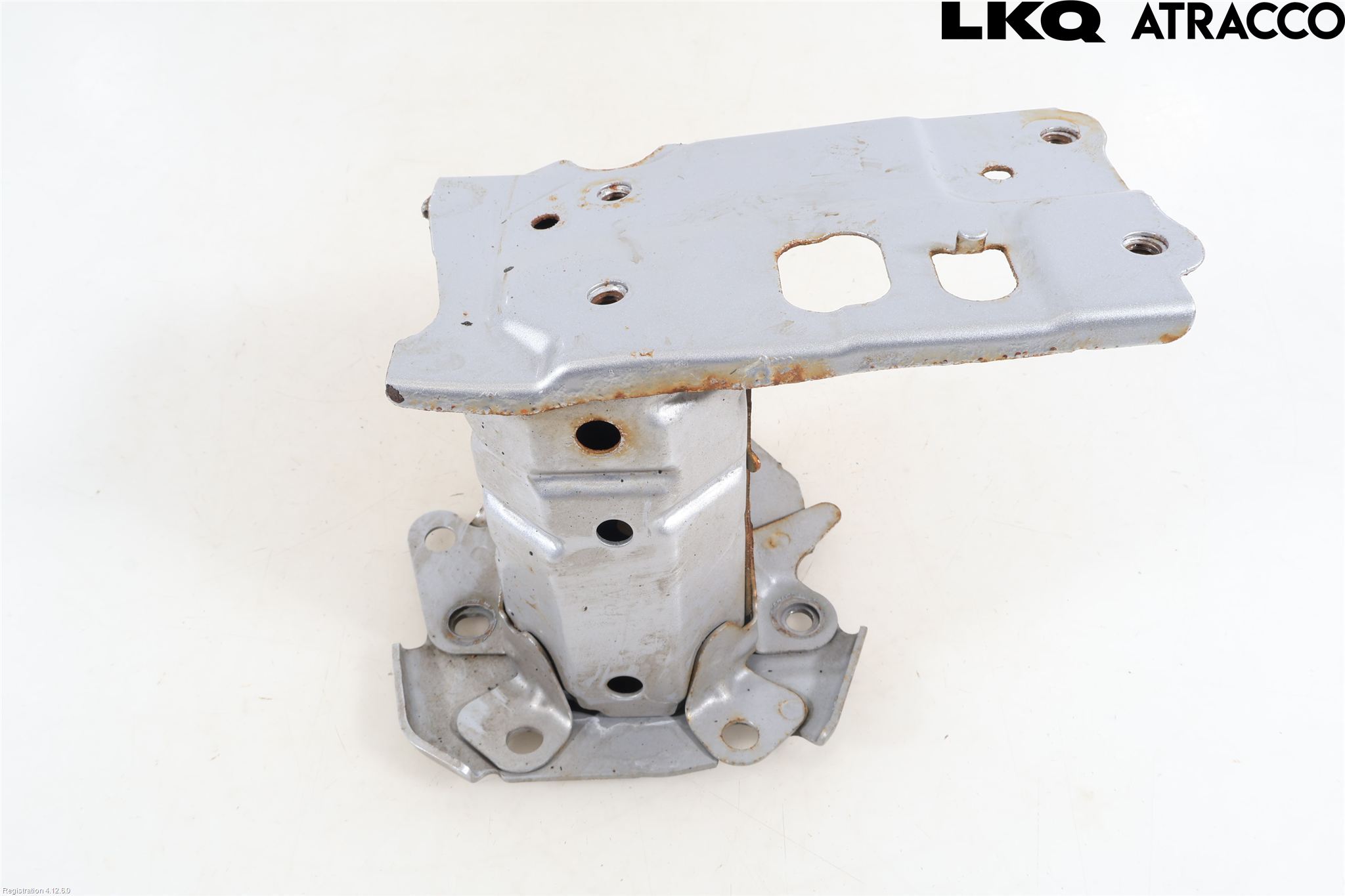 Toyota AURIS 13-19 Stötfångarbärjärn Bak