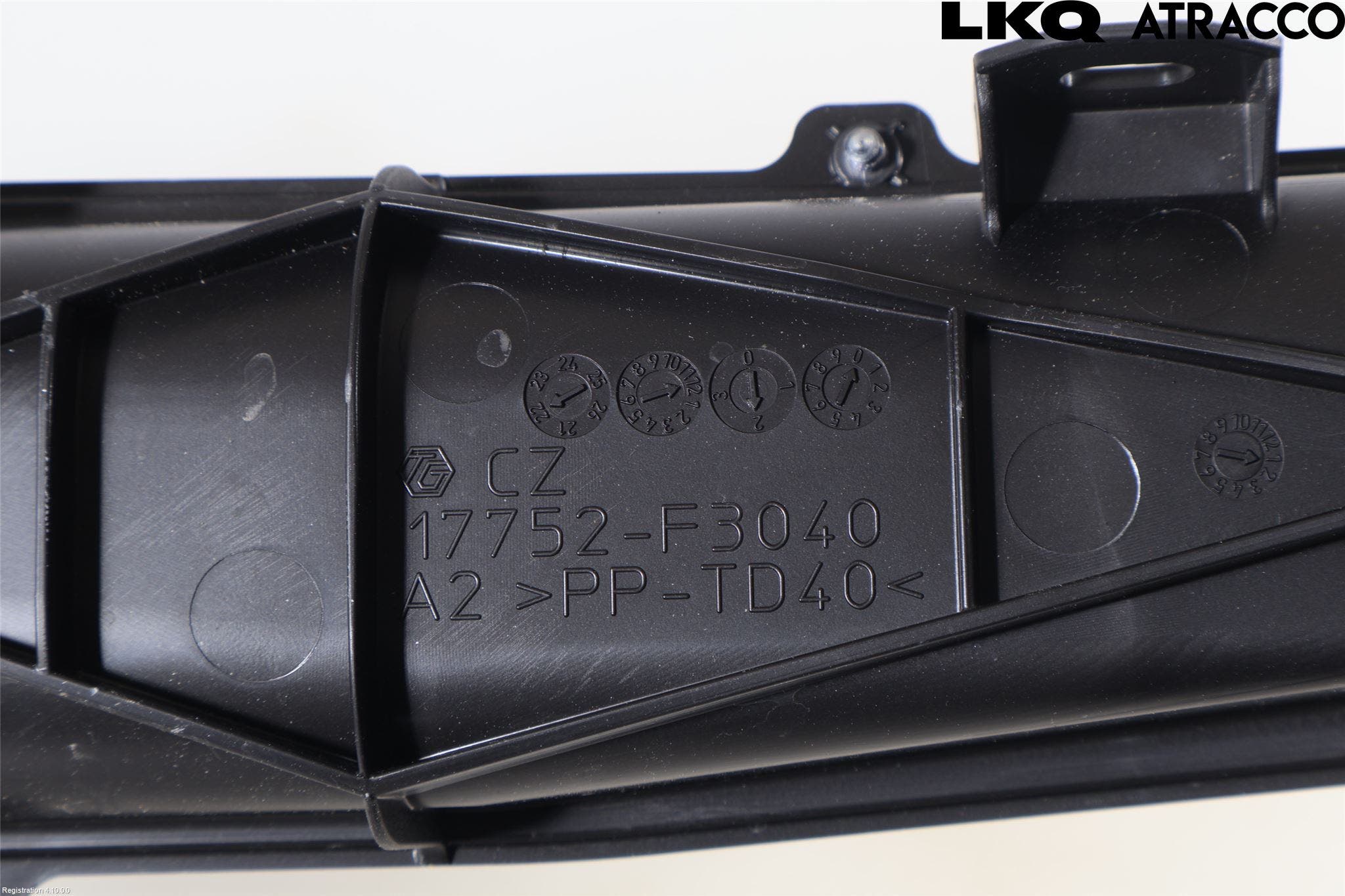 Toyota YARIS XP21 20- Deflektor Plåt-Plast Kylning