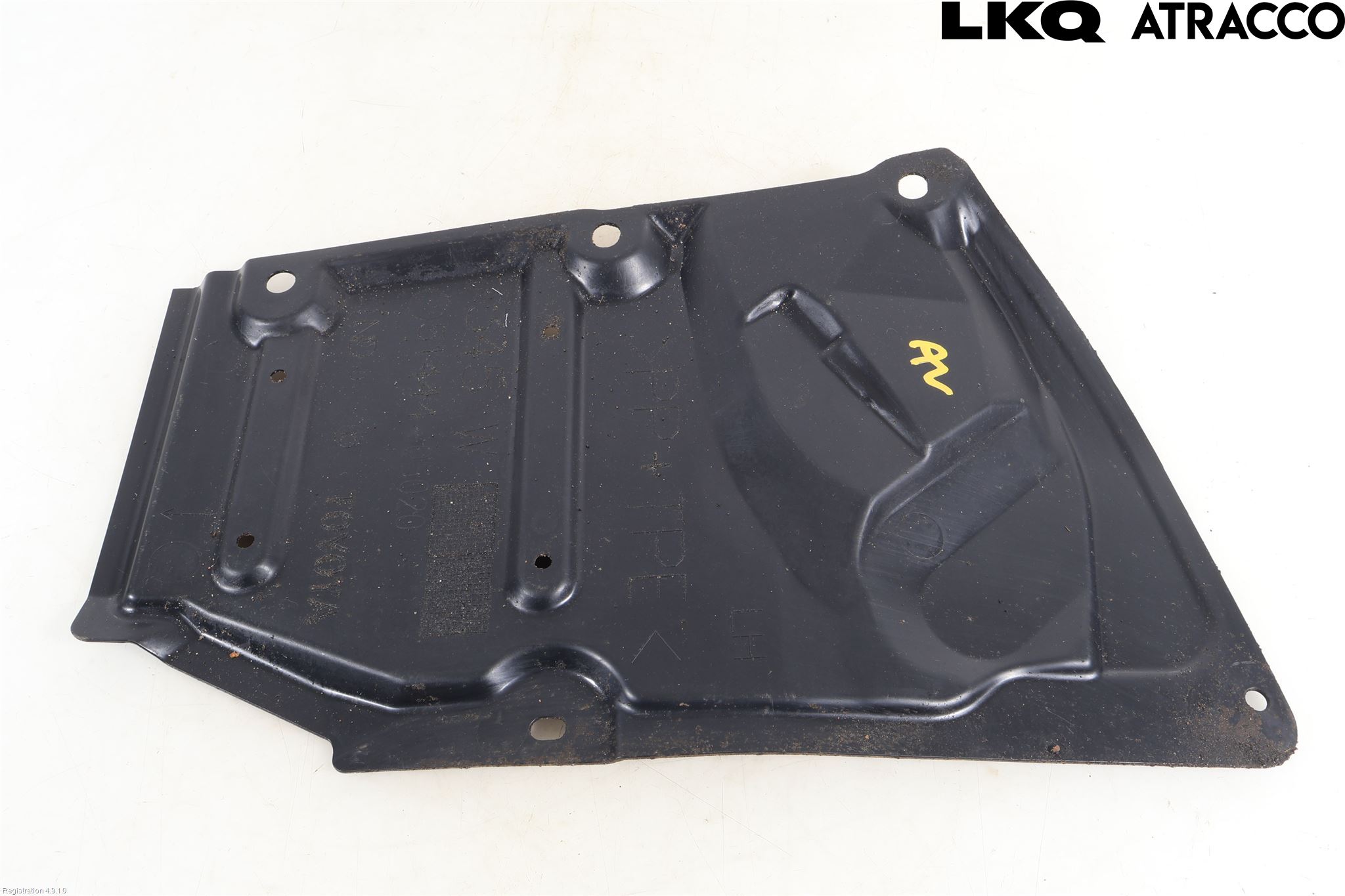 Toyota AURIS 13-19 Hasplåt Plåt-Plast