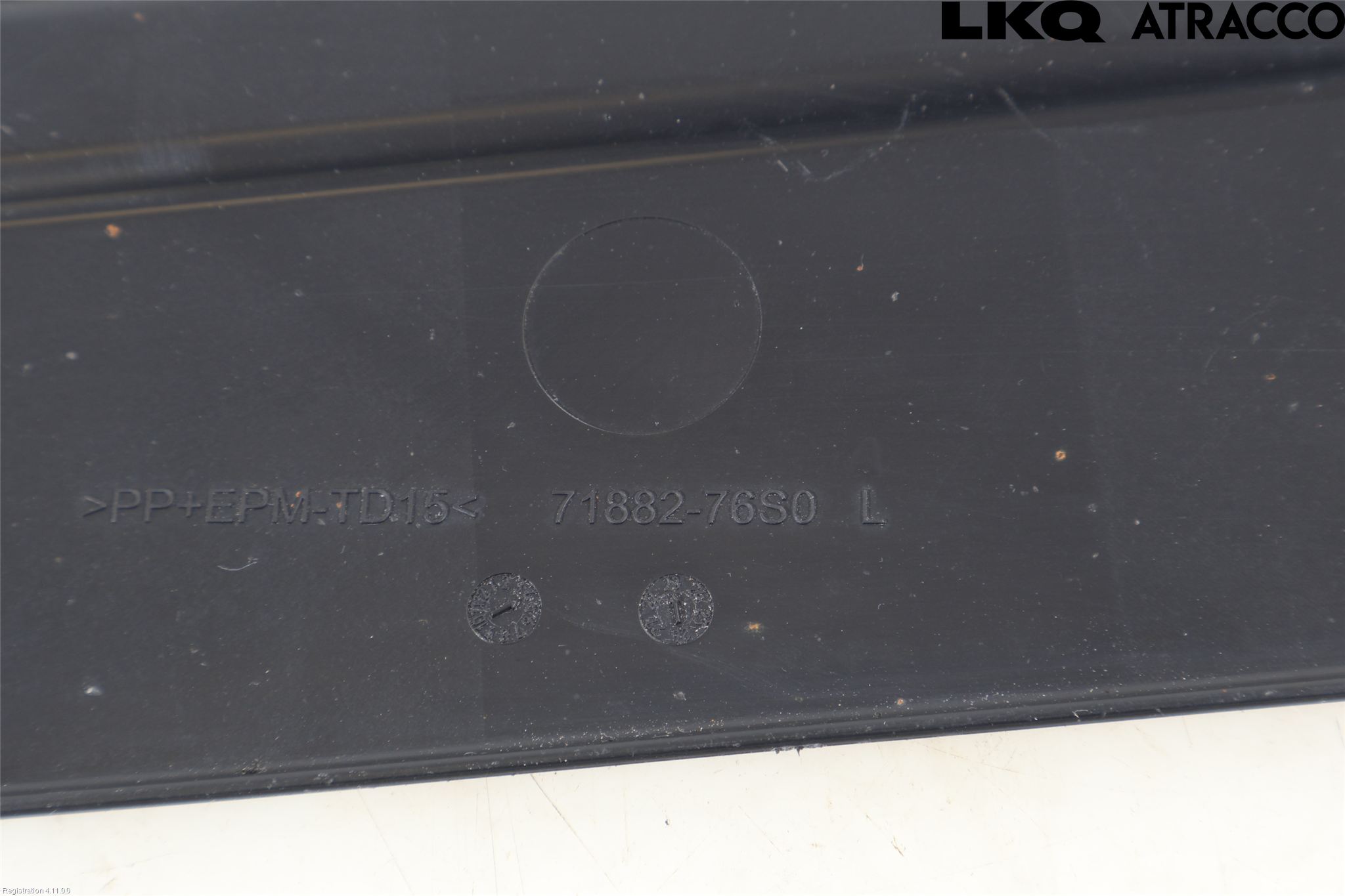 Suzuki VITARA 15- Hasplåt Plåt-Plast