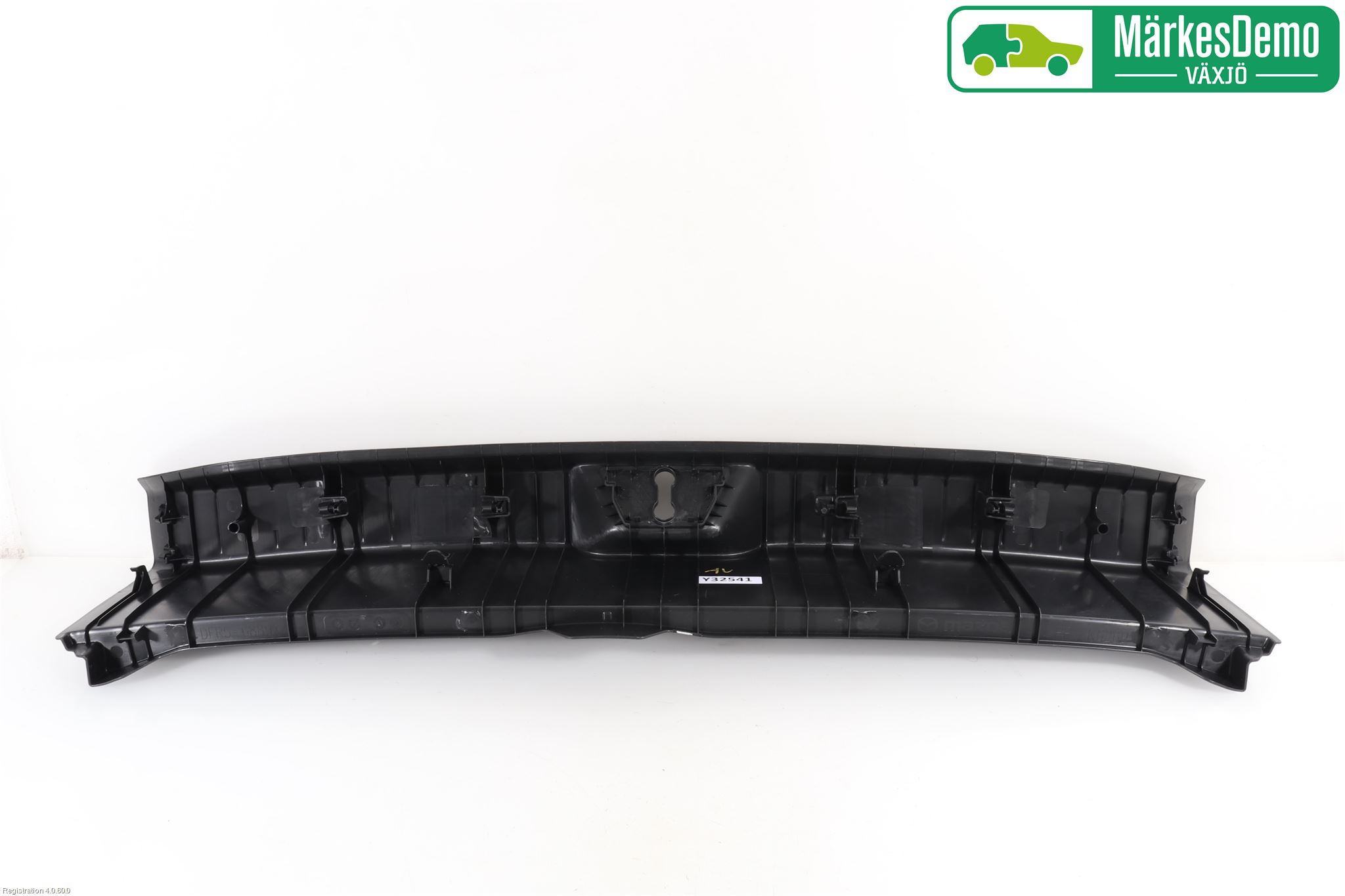 Mazda CX-30 20- Inrbagagerumklädsel-Golv