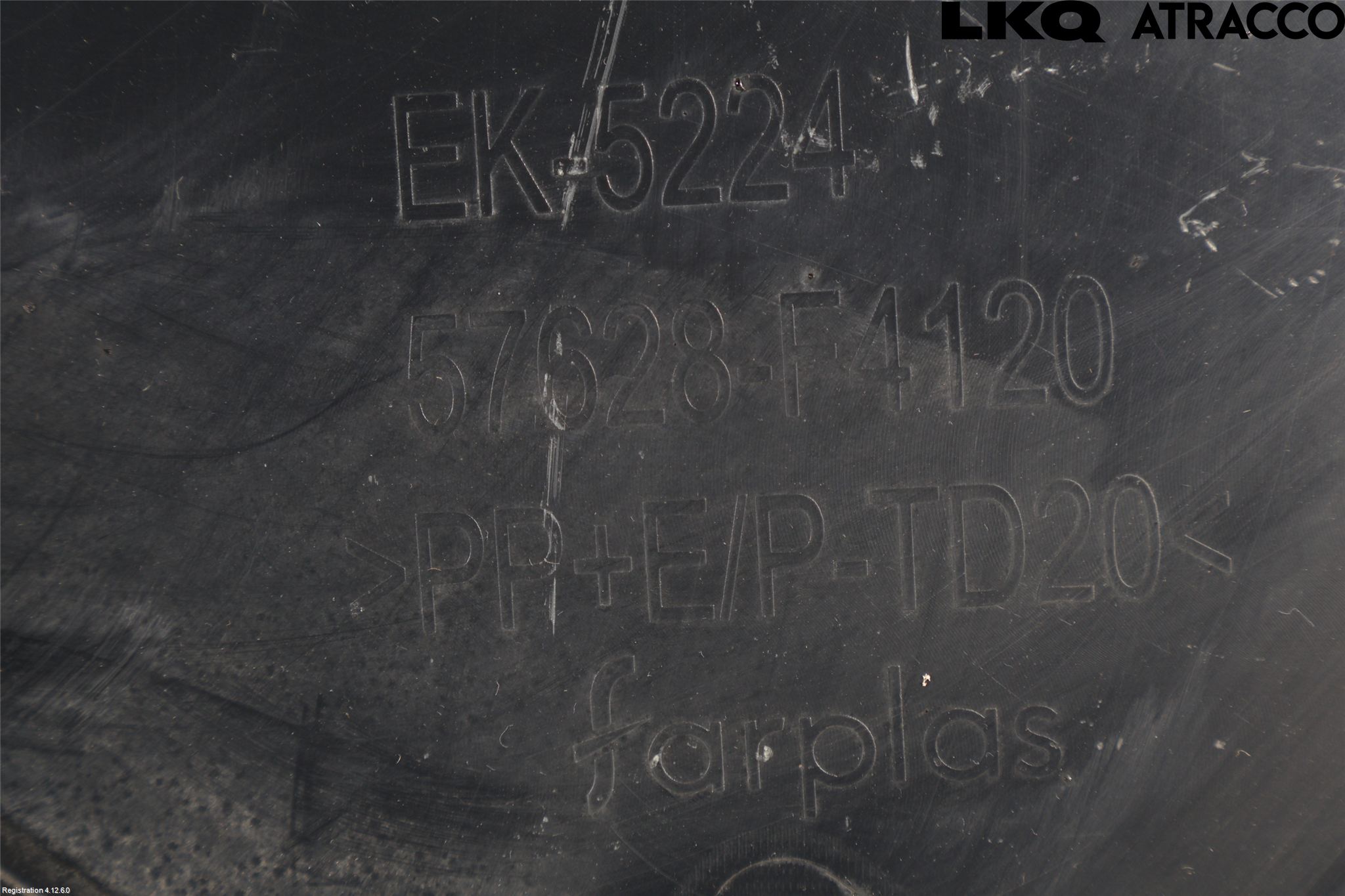 Toyota C-HR 24- Hasplåt Plåt-Plast