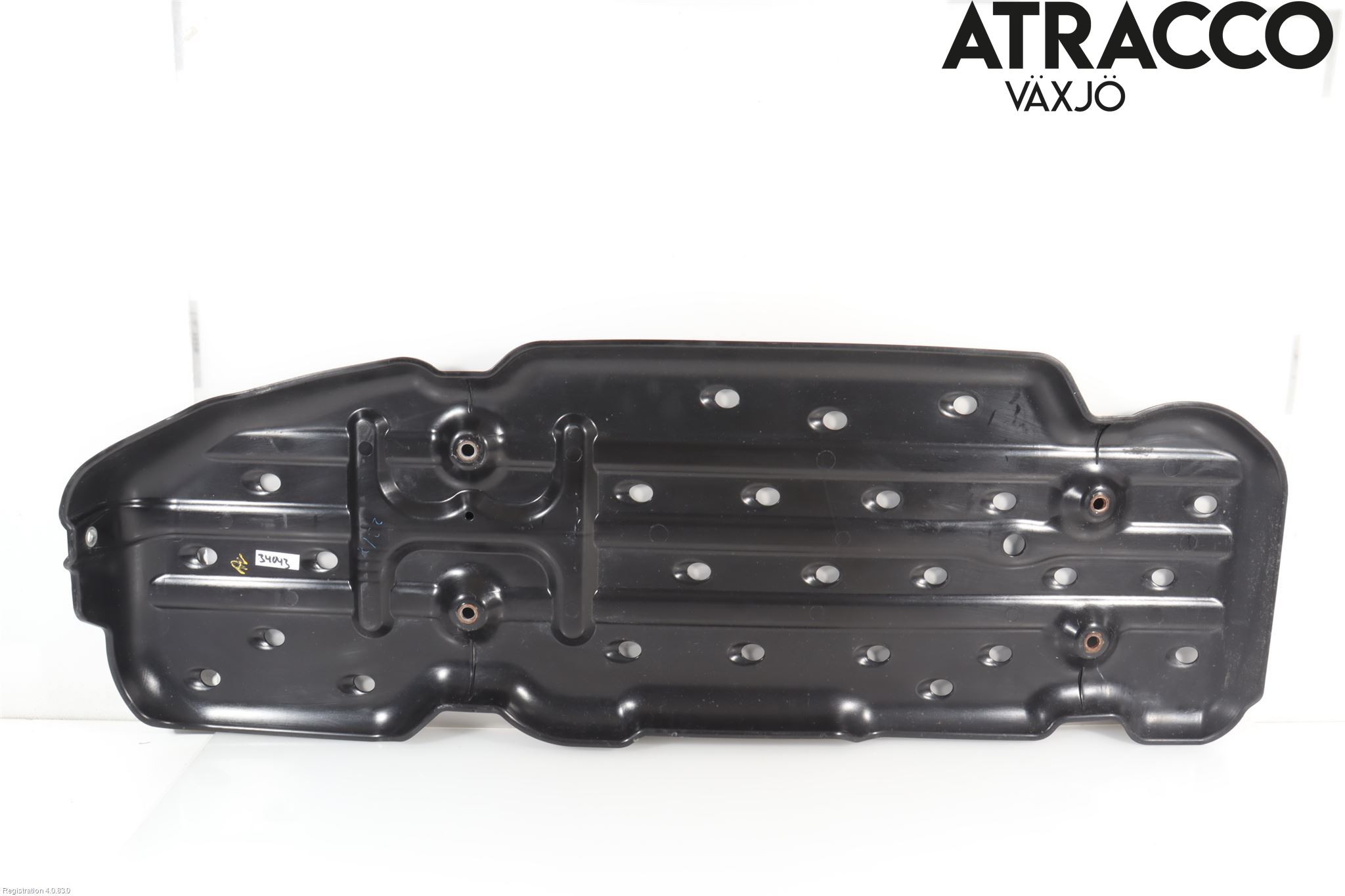 Toyota HILUX 16- Hasplåt Plåt-Plast