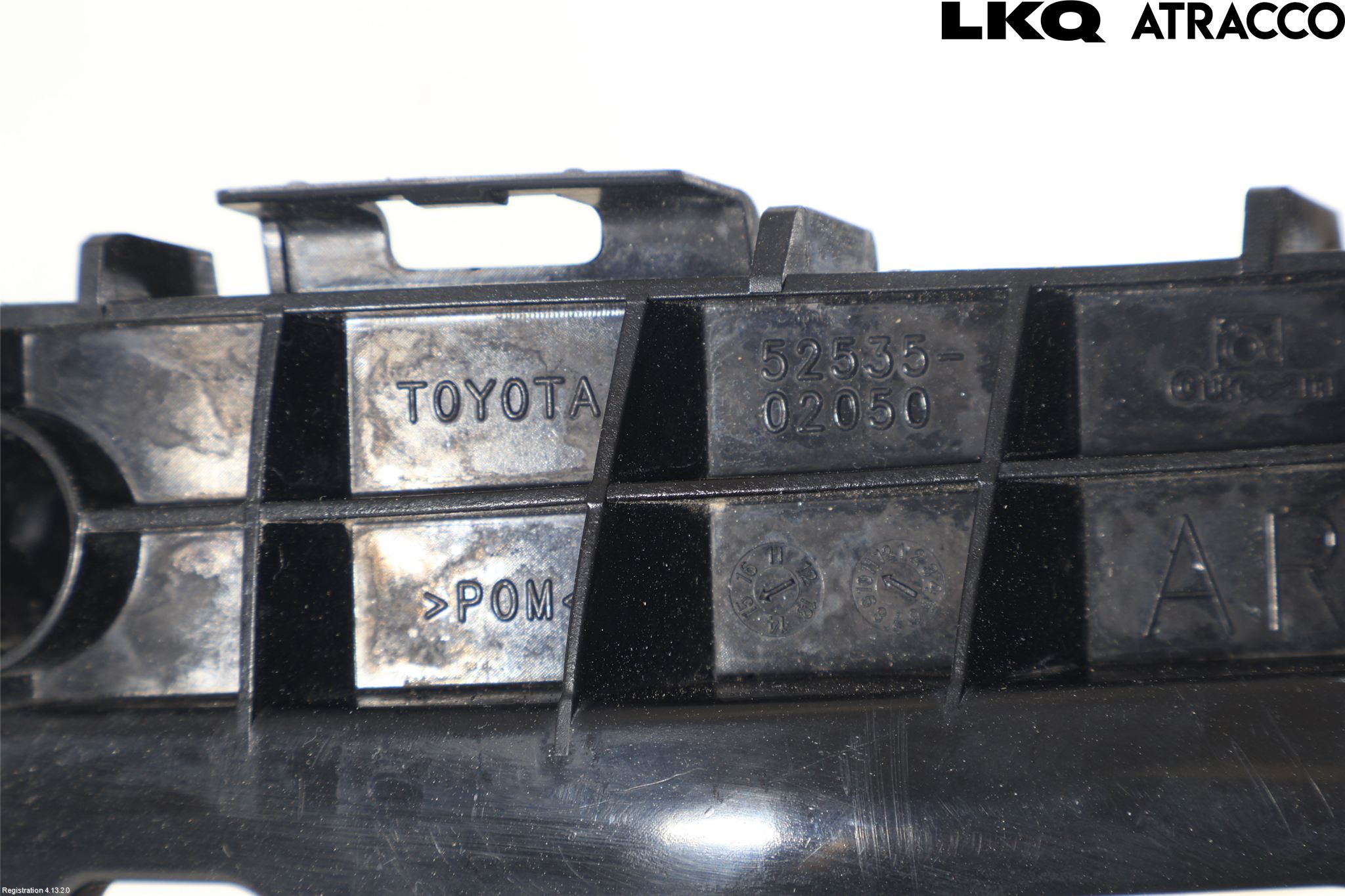 Toyota AURIS 13-19 Stötfångarfäste Fram Hö