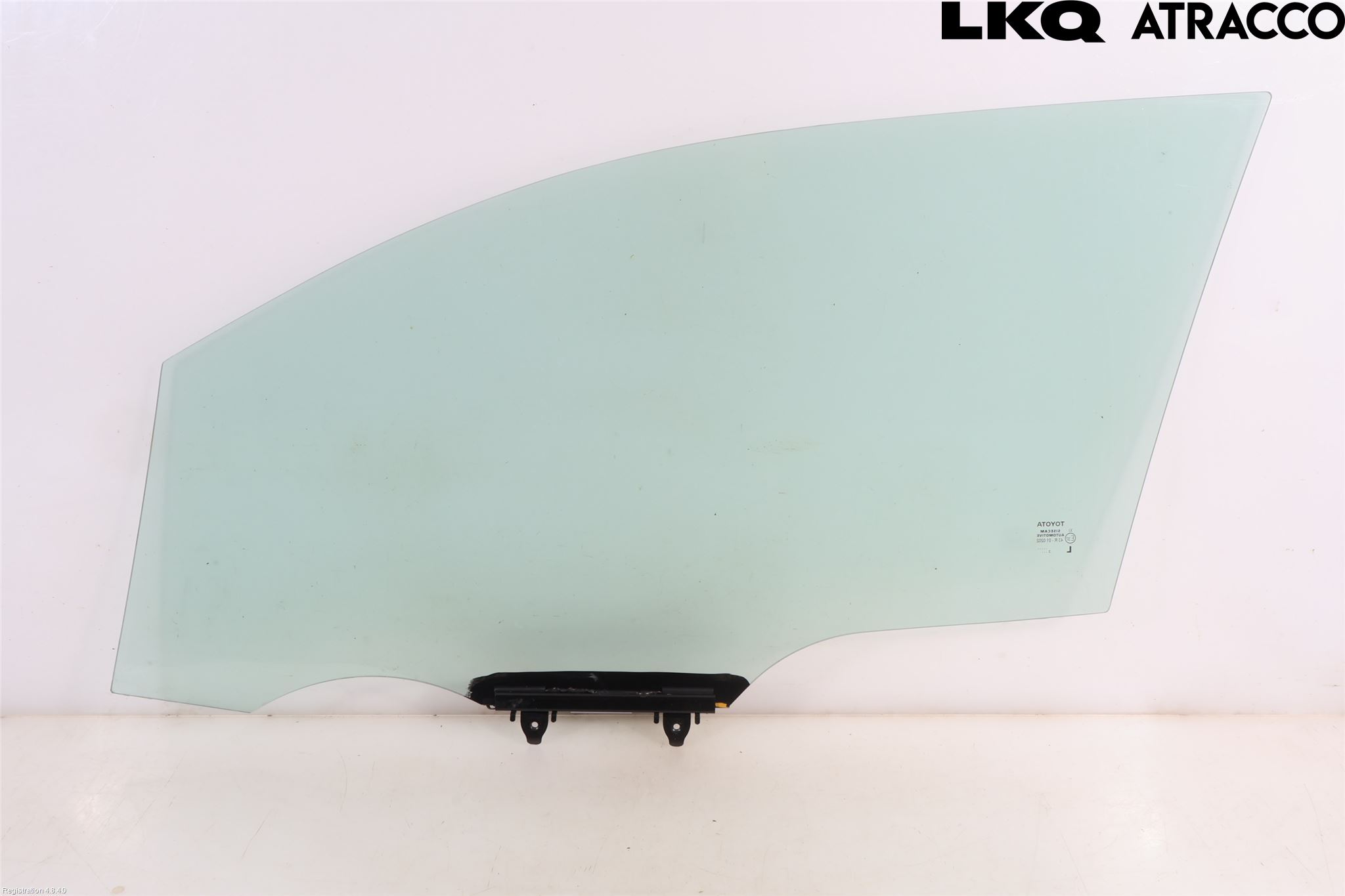 Toyota C-HR 24- Dörruta Fram Höger