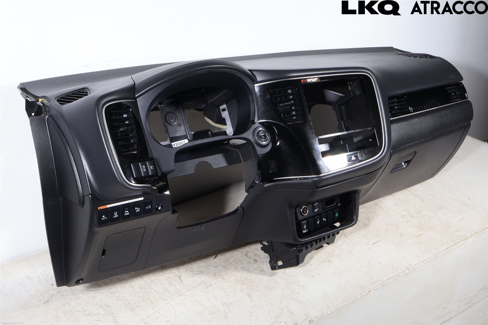 Mitsubishi OUTLANDER 13-21 Instrumentbräda