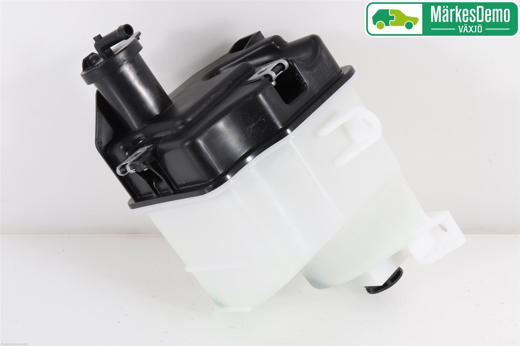 Mazda 3 IV 19- Expansionstank