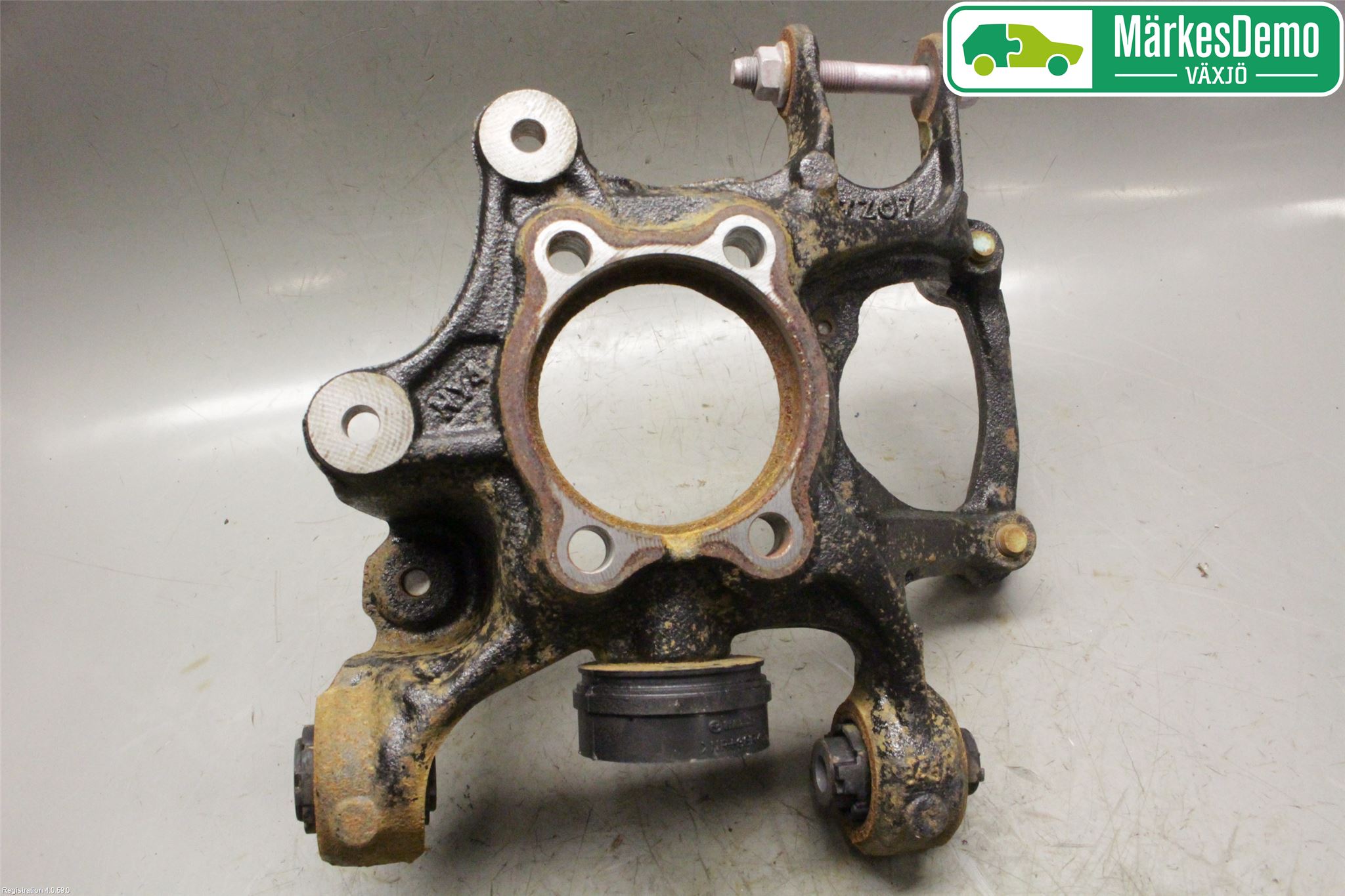 Mazda 3 III 14-19 Hjullagerhus-Spindel Hö B