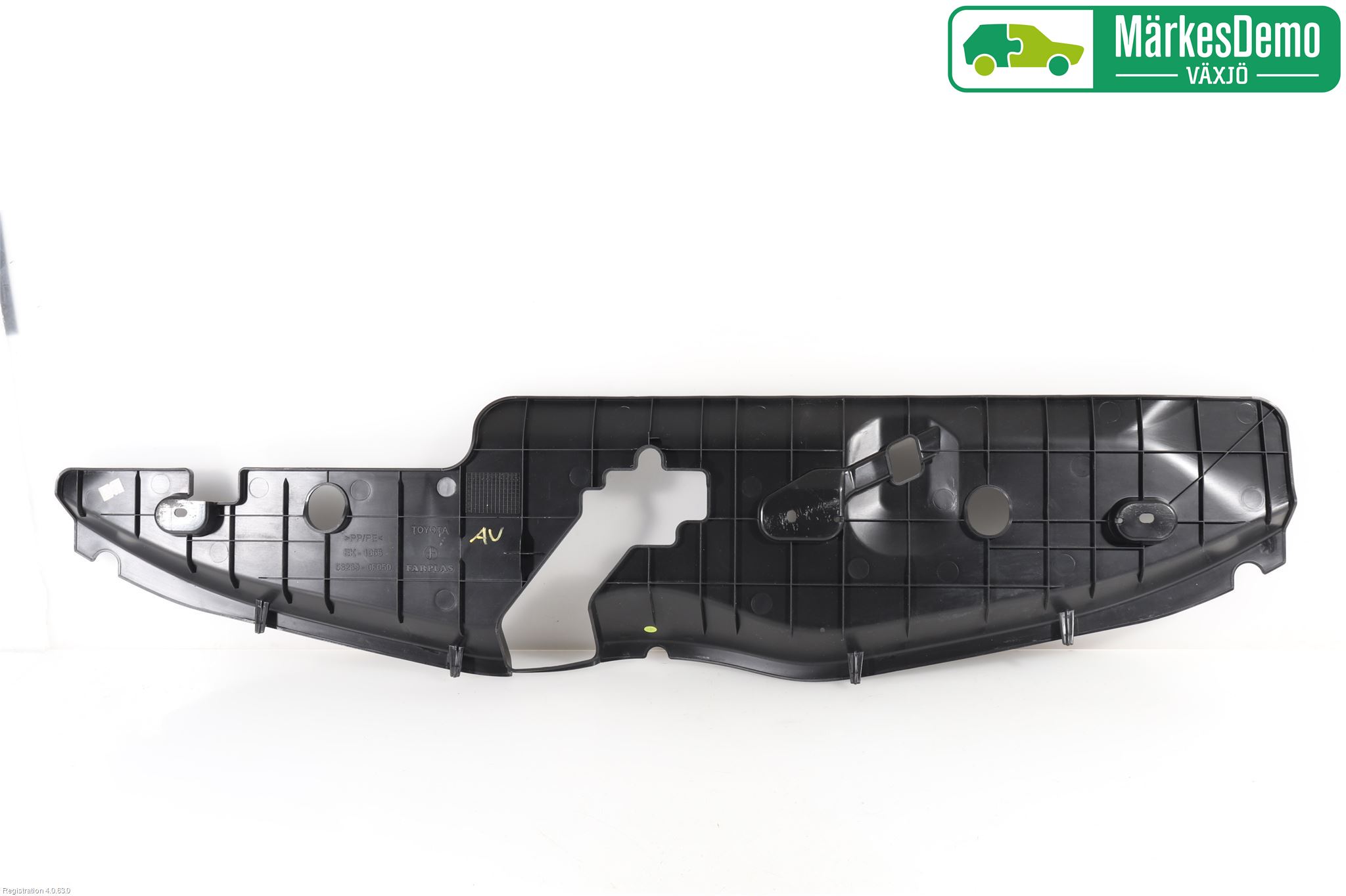 Toyota VERSO 09-18 Frontplåt Övre