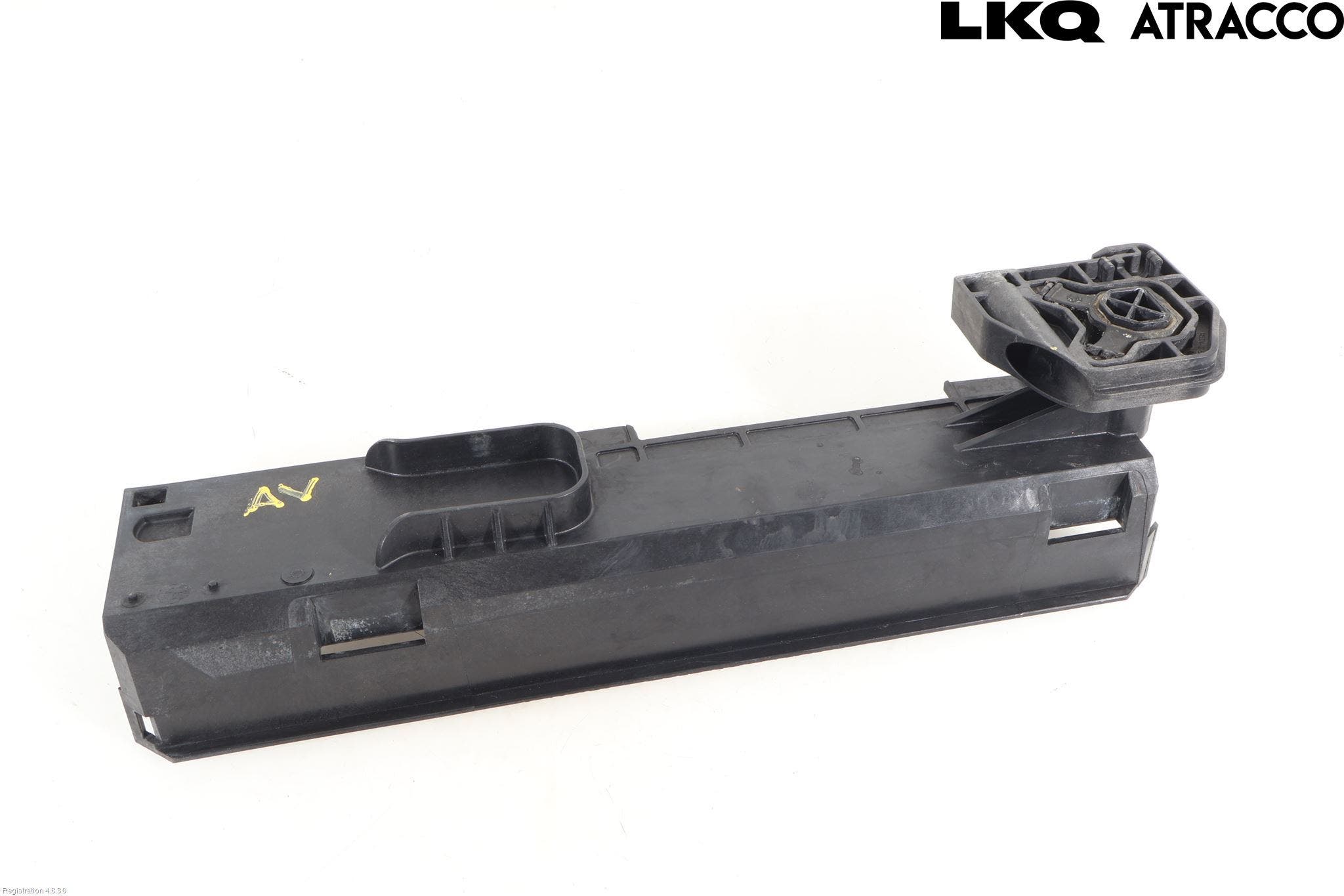 BMW i3 I01 13-22 Kylarfäste-Ram-Balk