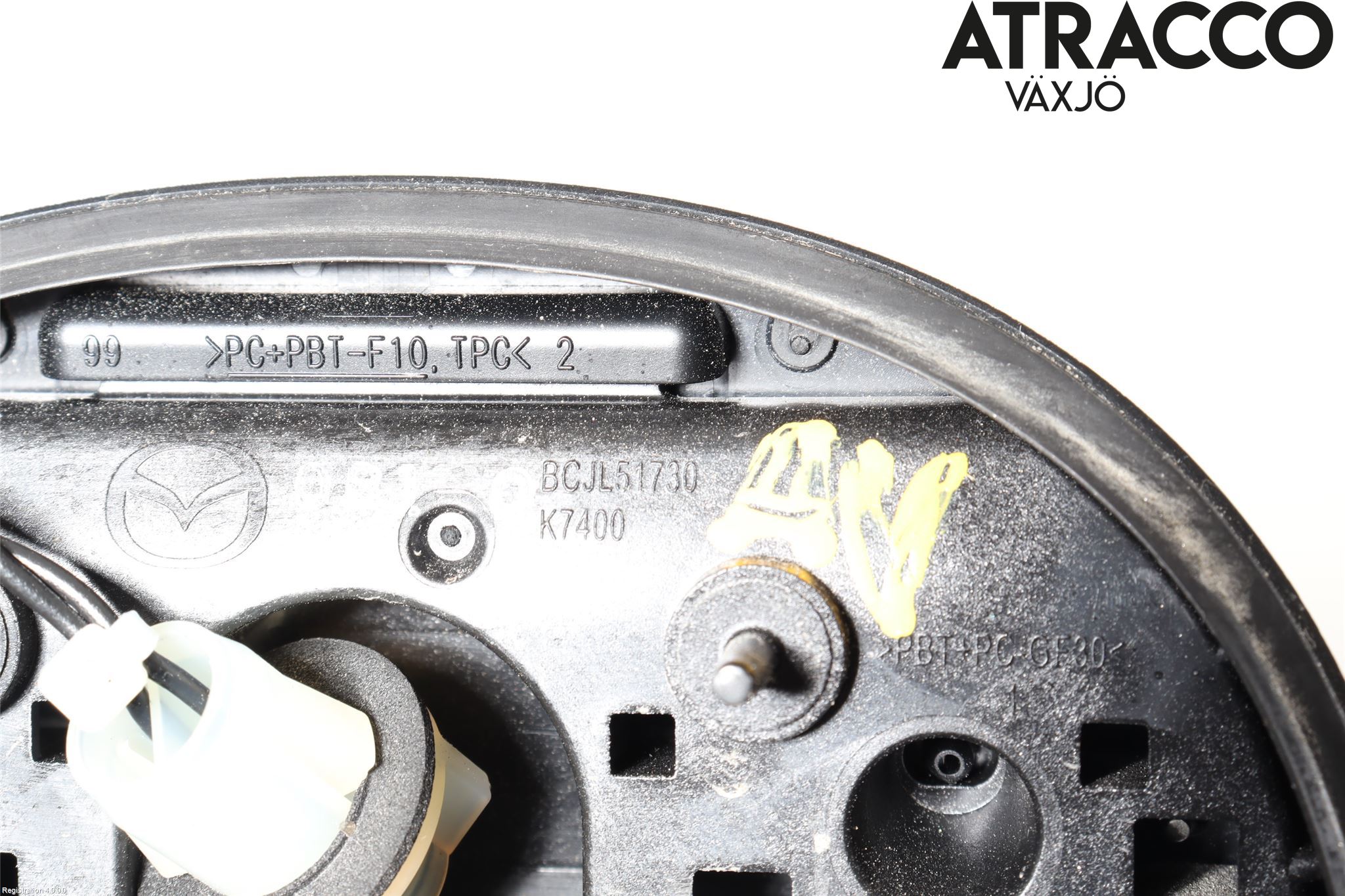 Mazda 3 IV 19- Emblem