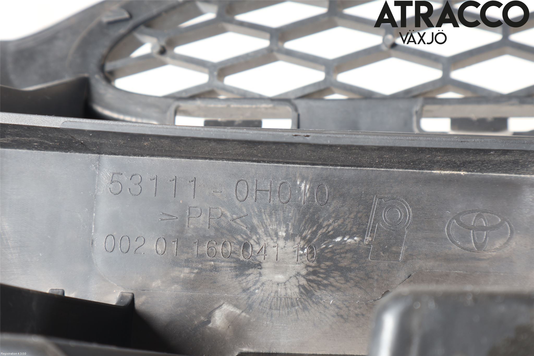 Toyota AYGO 06-14 Grill Komp