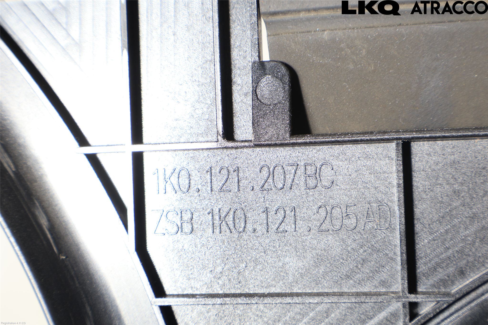 Volkswagen VW CADDY      04-10 Kylfläktkåpa