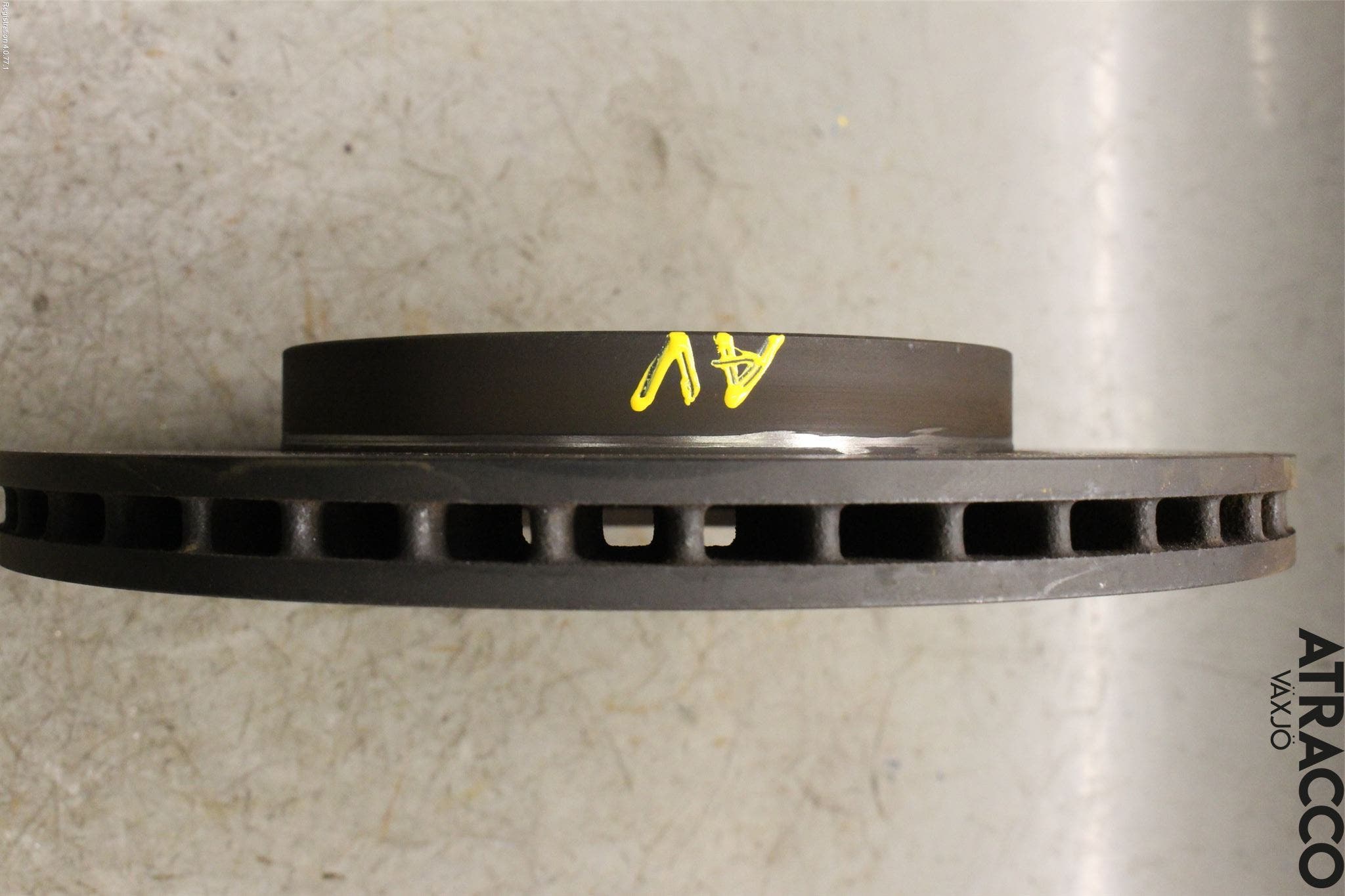 Suzuki SWIFT 17-24 Bromsskiva Fram