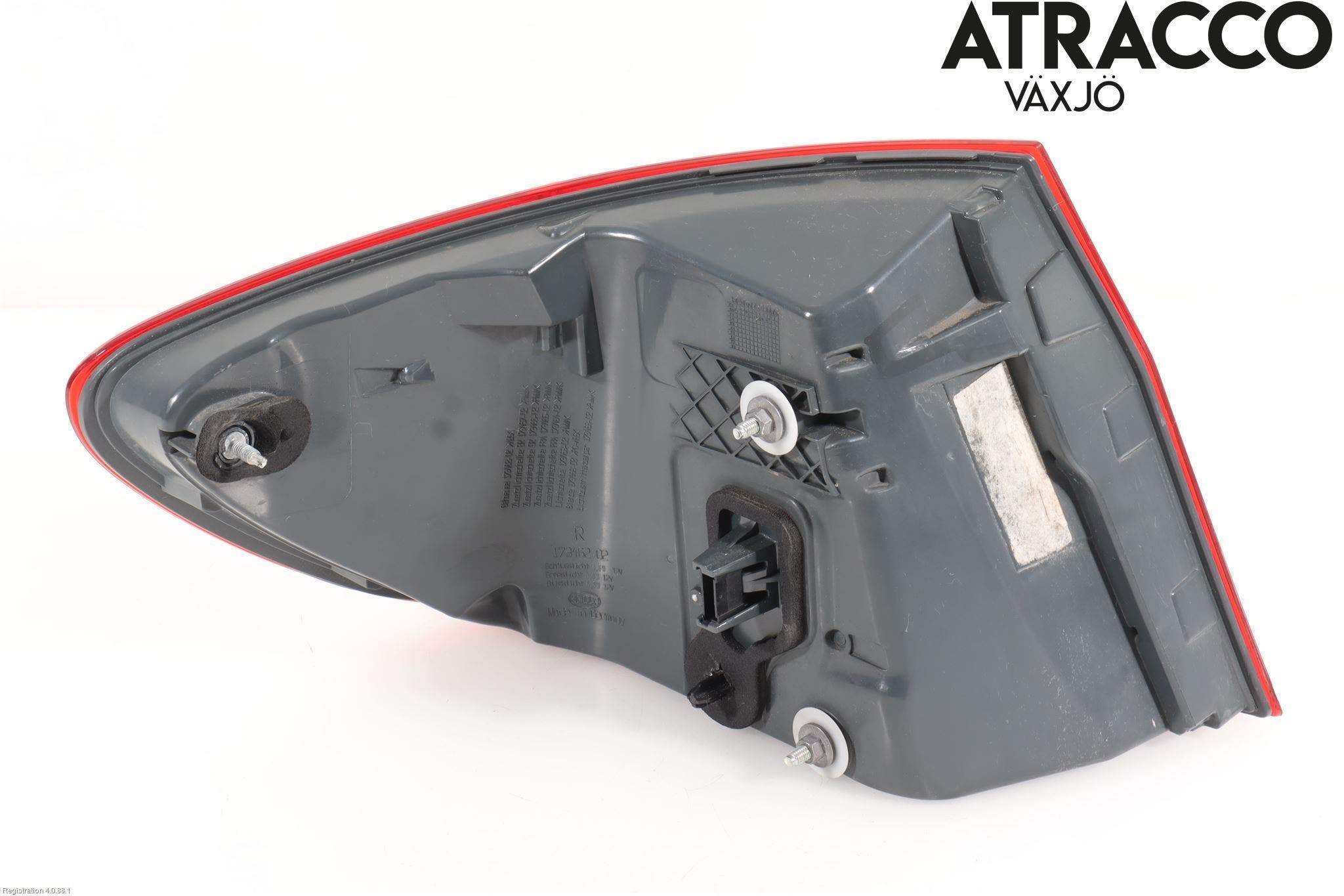 BMW 5 F10/F11/F18 09-17 Bakljus Höger