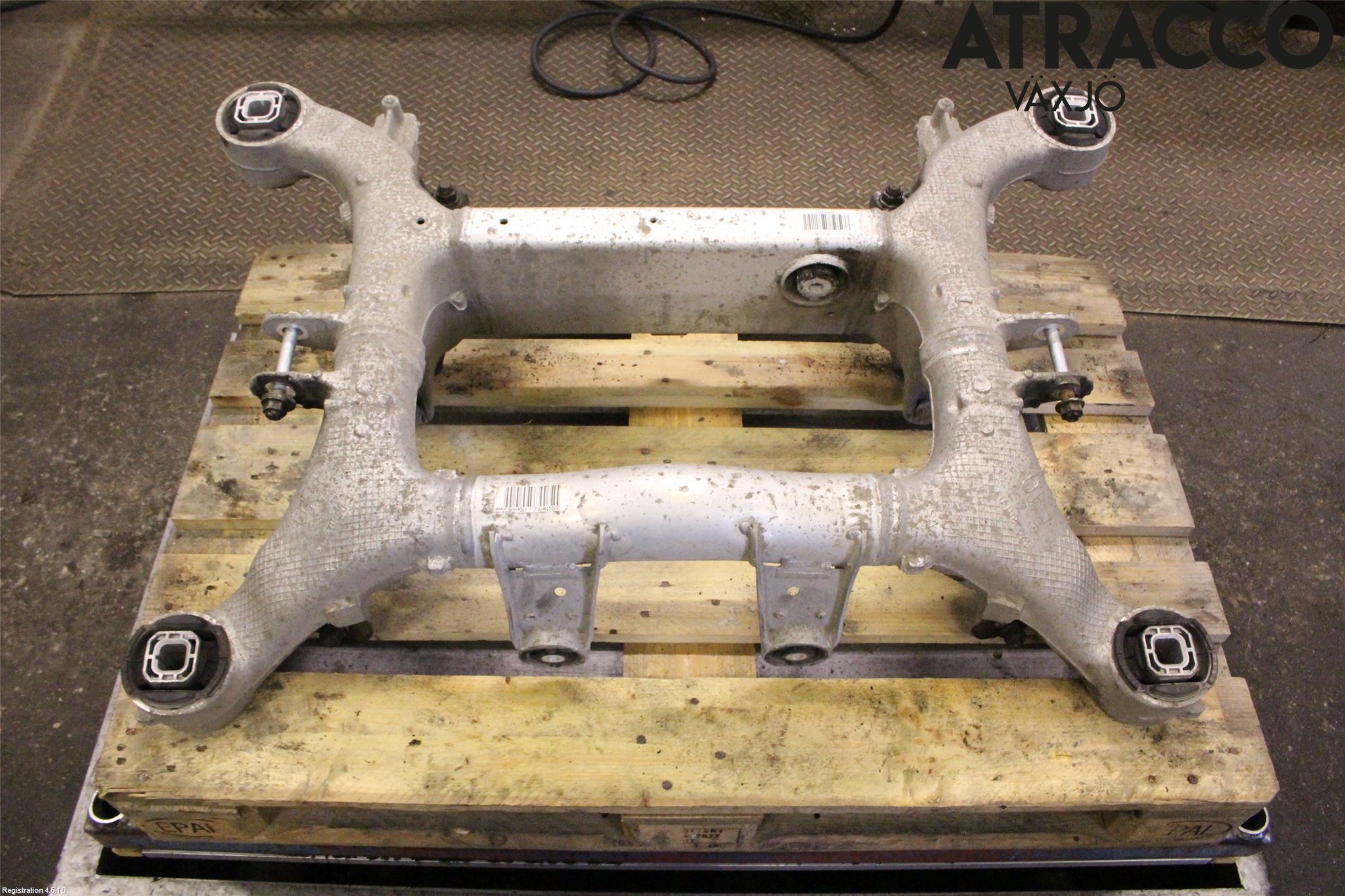 BMW 5 F10/F11/F18 09-17 Bakaxelbalk