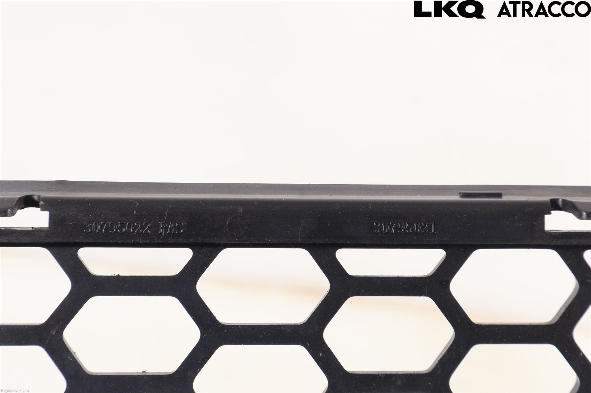 Volvo V60 11-13 Grill-Galler