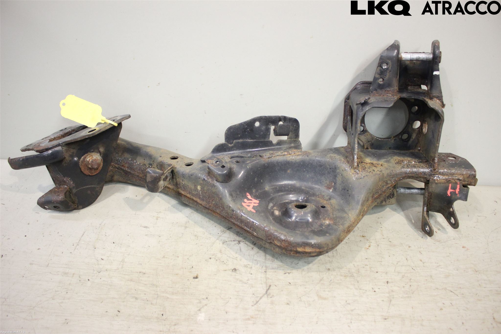 Nissan QASHQAI 14-17 Hjullagerhus-Spindel Hö B