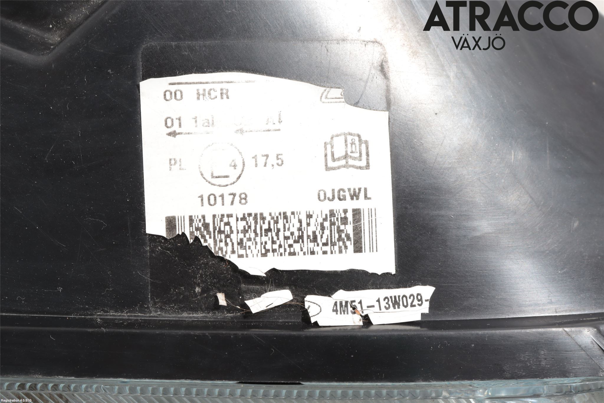 Ford FOCUS     04-07 Strålkastare Höger