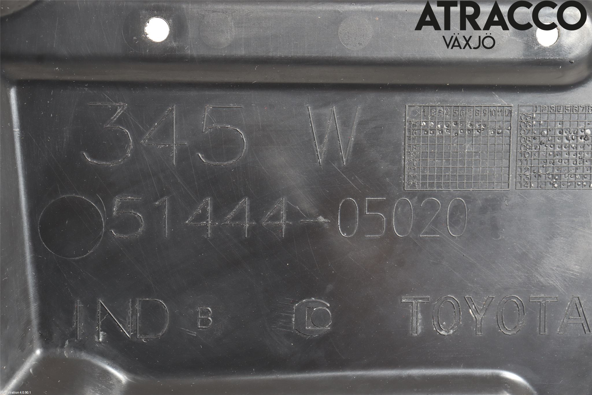 Toyota AURIS 13-19 Hasplåt Plåt-Plast