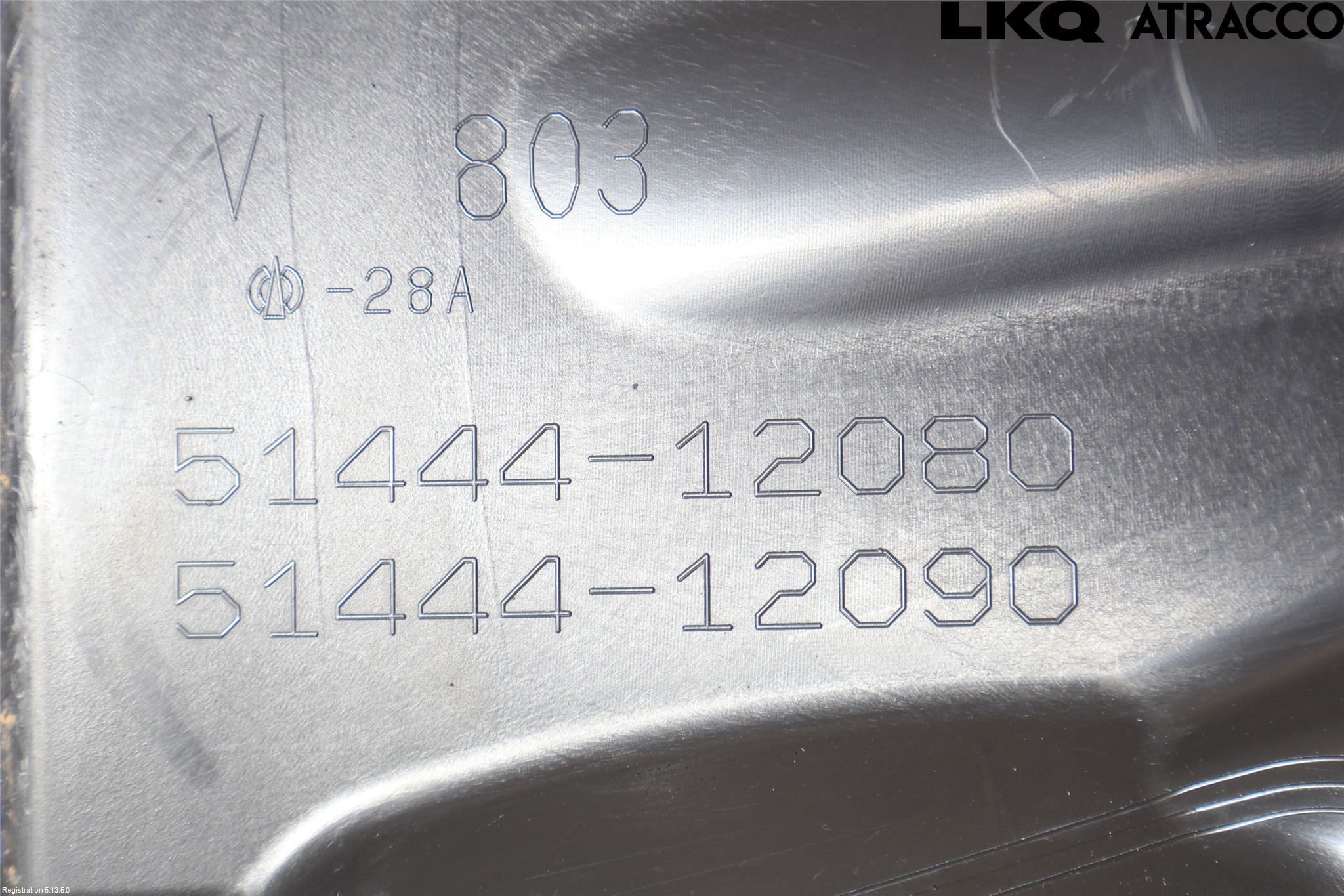 Toyota PRIUS (ZVW50) 16-21 Hasplåt Plåt-Plast