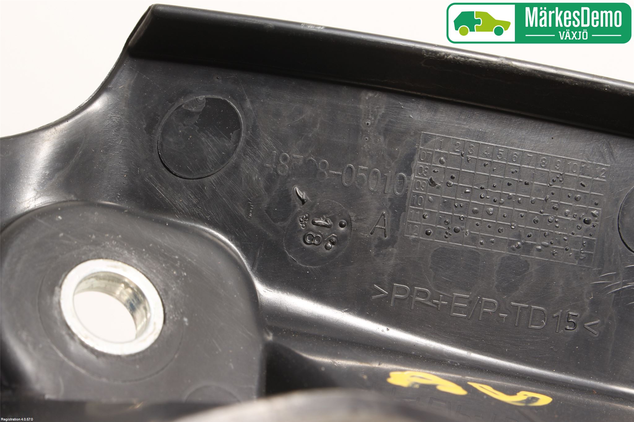 Toyota AURIS 13-19 Bärarm Bak Vänster