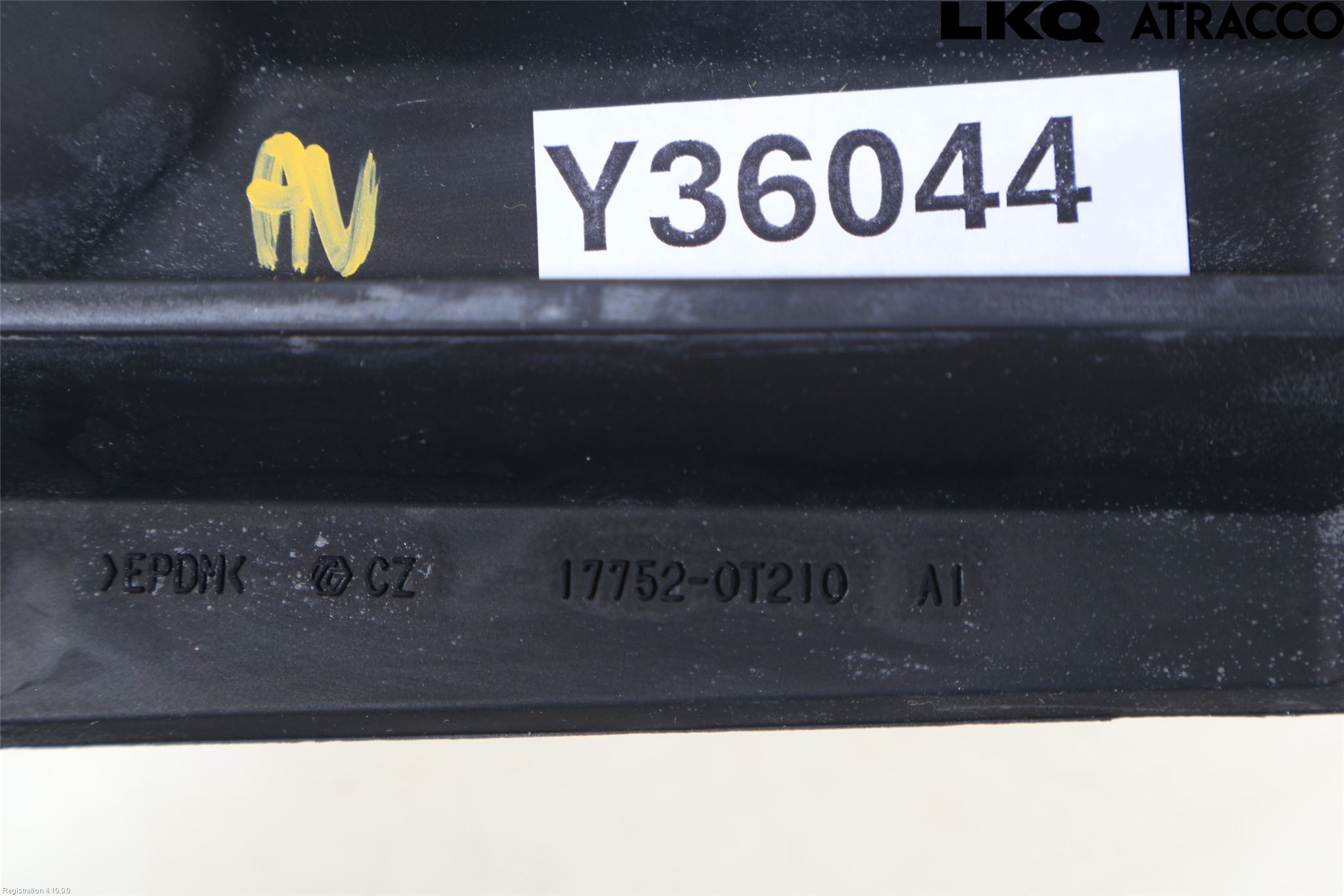 Toyota COROLLA 19- Förg-Bälg-Rör Mot Luftr