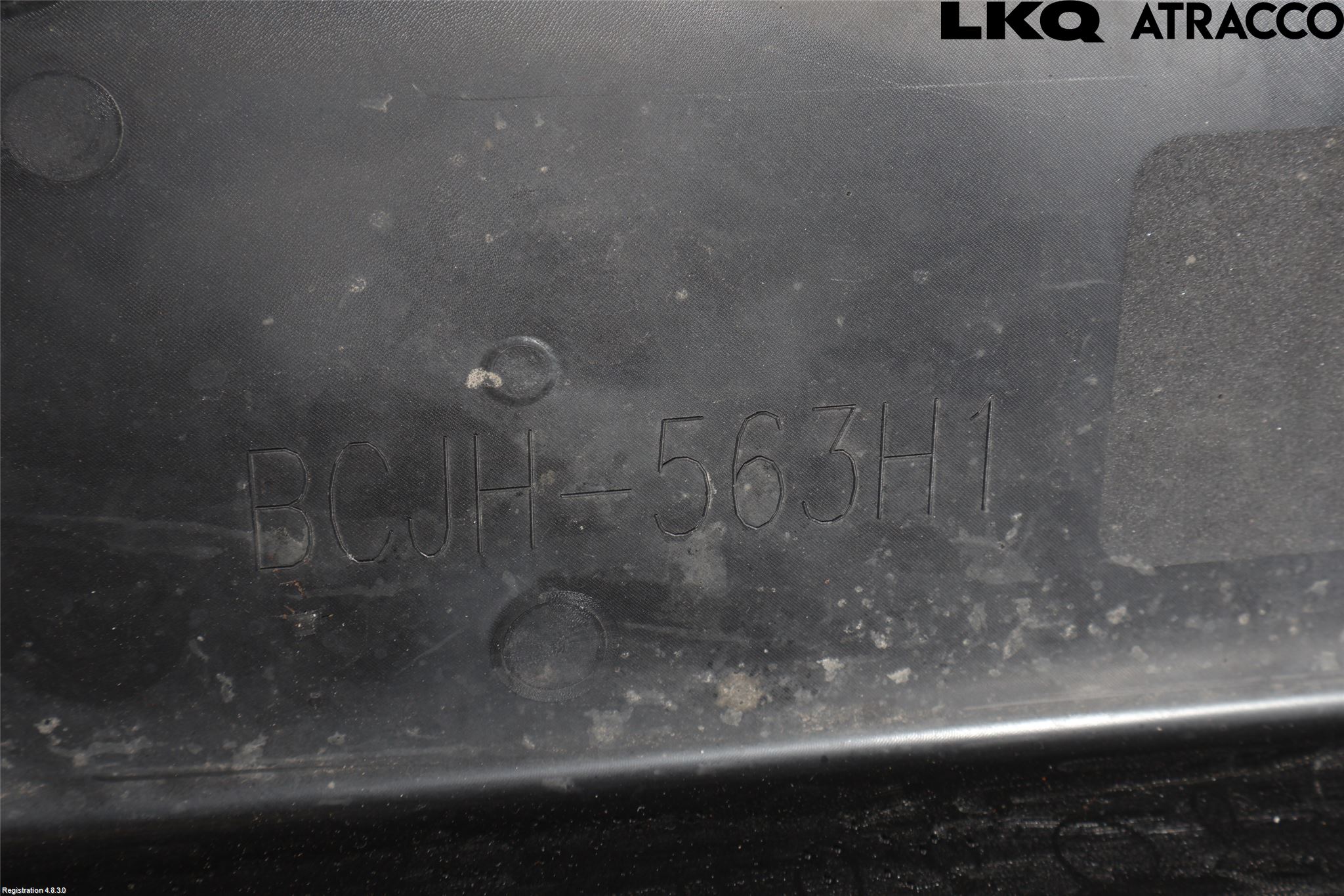 Mazda 3 IV 19- Hasplåt Plåt-Plast