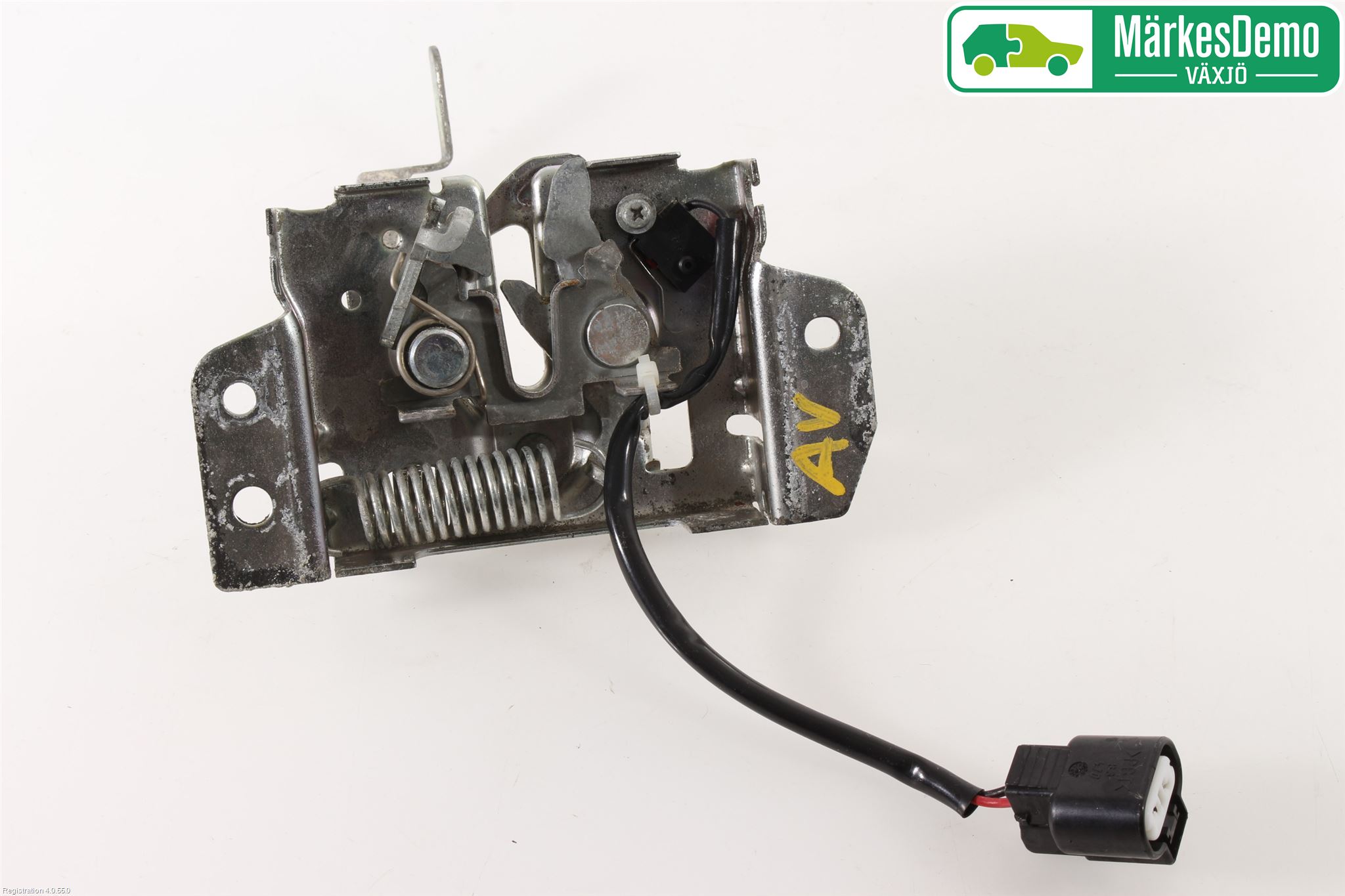 Mitsubishi OUTLANDER 13-21 Huvlås