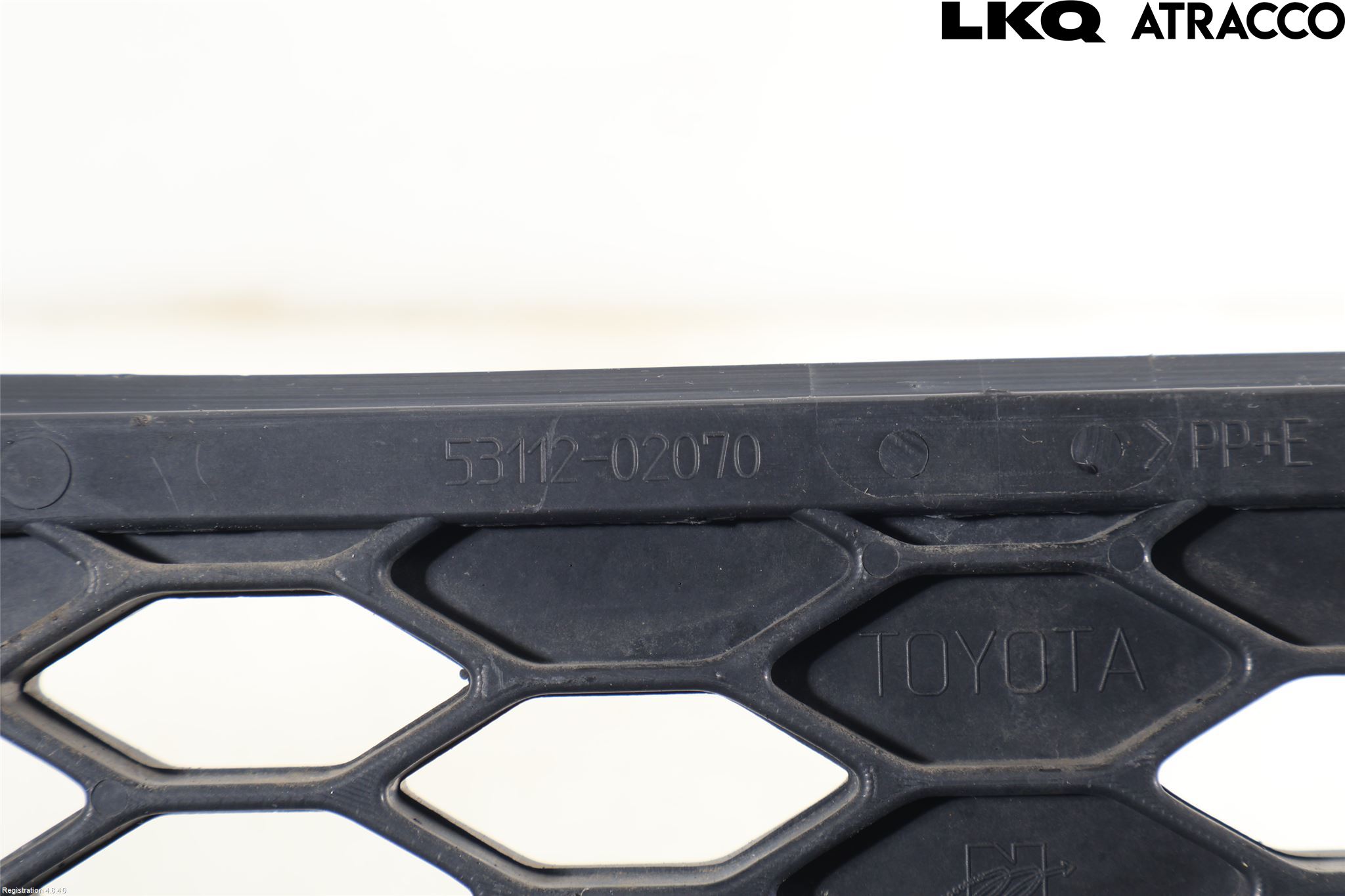 Toyota COROLLA 02-07 Grilldel Mitt