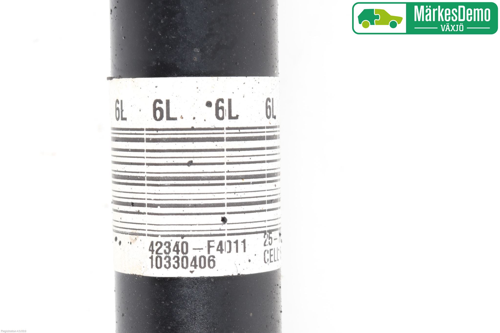 Toyota C-HR 16-23 Drivaxel Bak Vänster