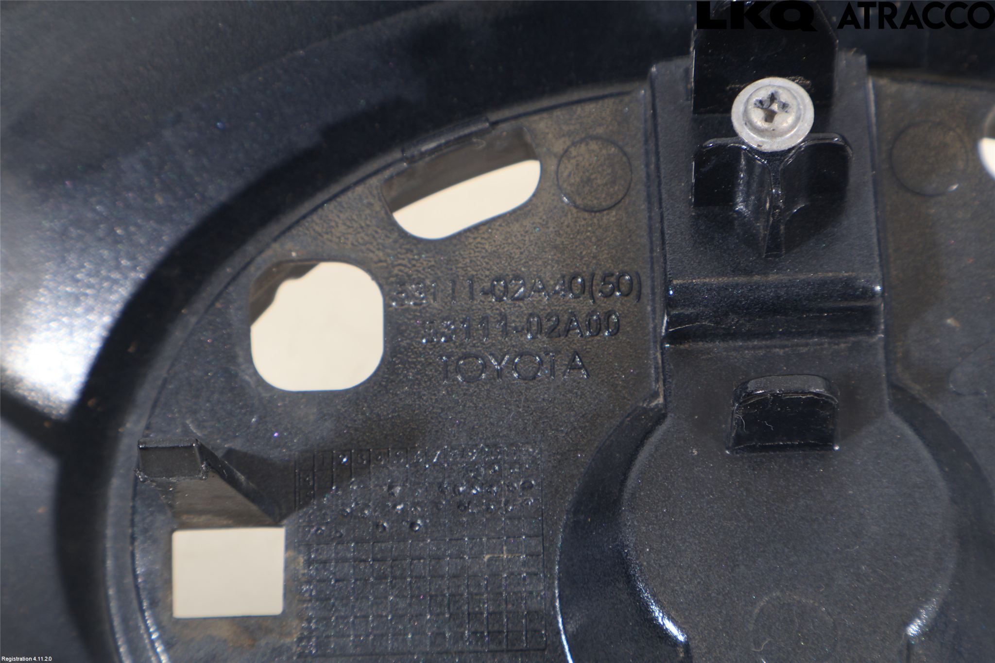 Toyota AURIS 13-19 Grilldel Mitt