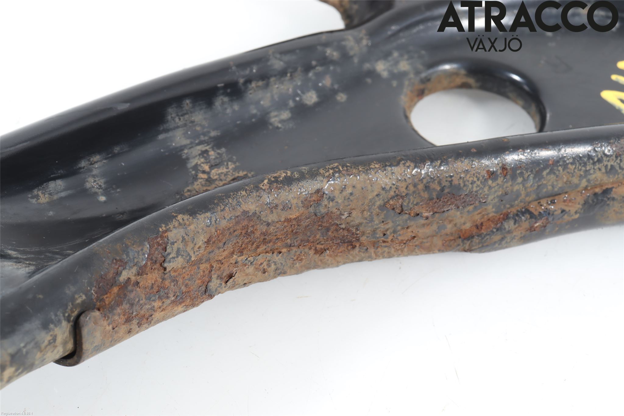 Toyota YARIS XP130 15-20 Bärarm Fram Undre Hö