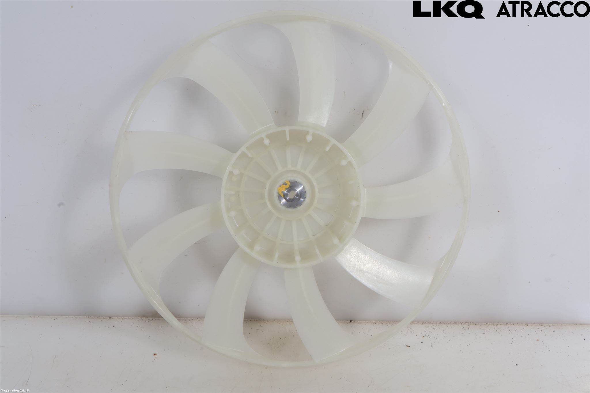 Toyota COROLLA 19- Kylfläkt-Vinge