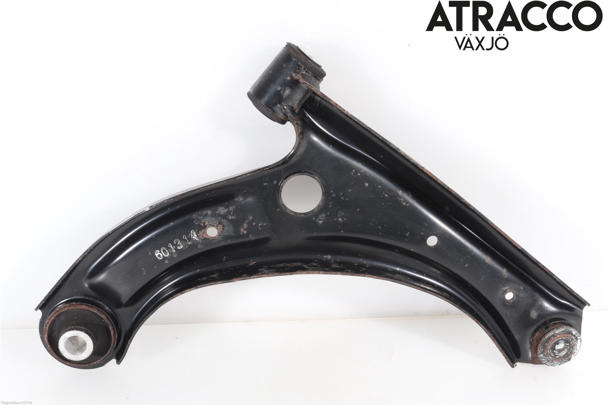 Suzuki SWIFT 17-24 Bärarm Fram Undre Vä