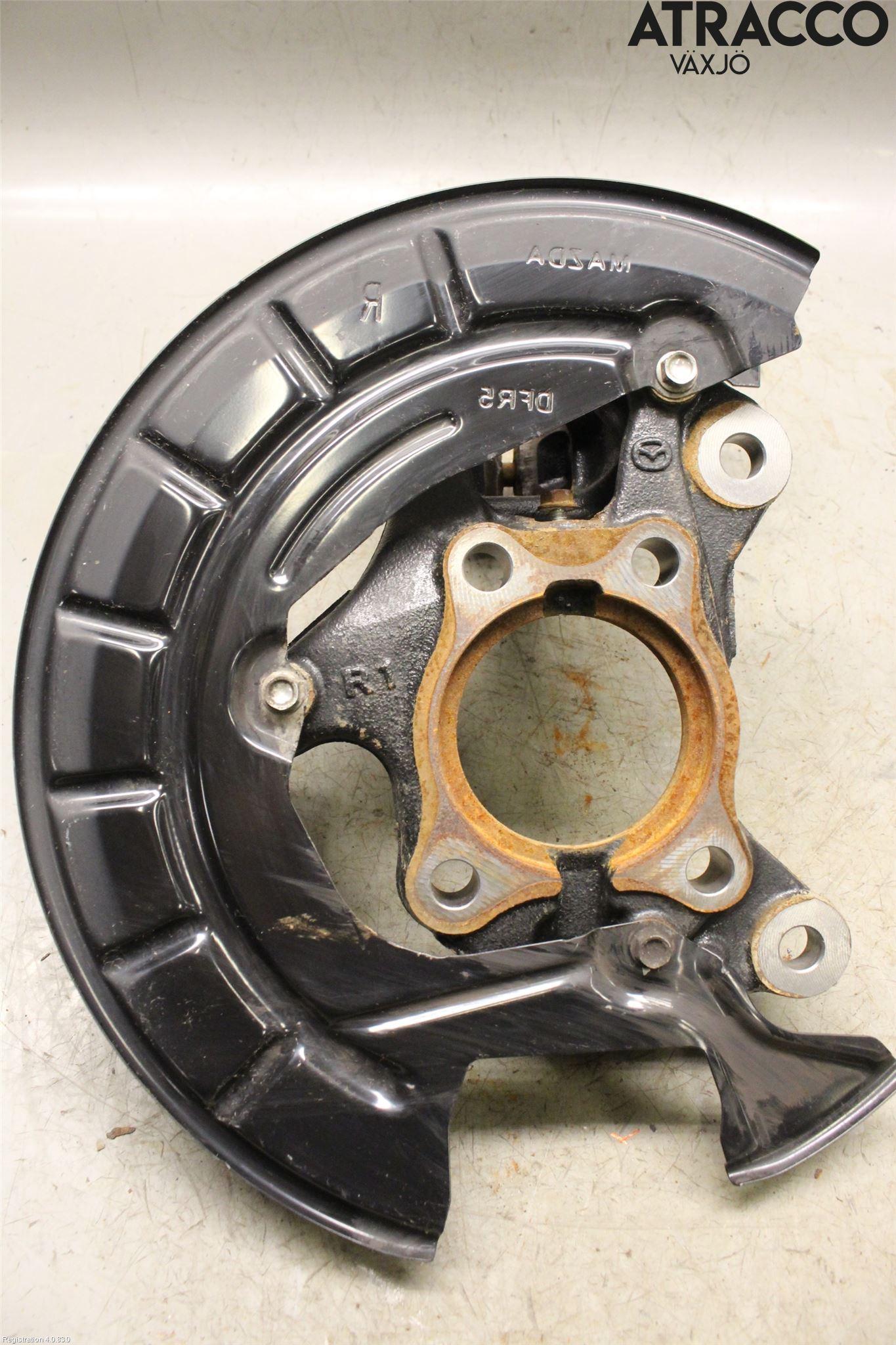 Mazda CX-30 20- Styrspindel Lagerhus Hö