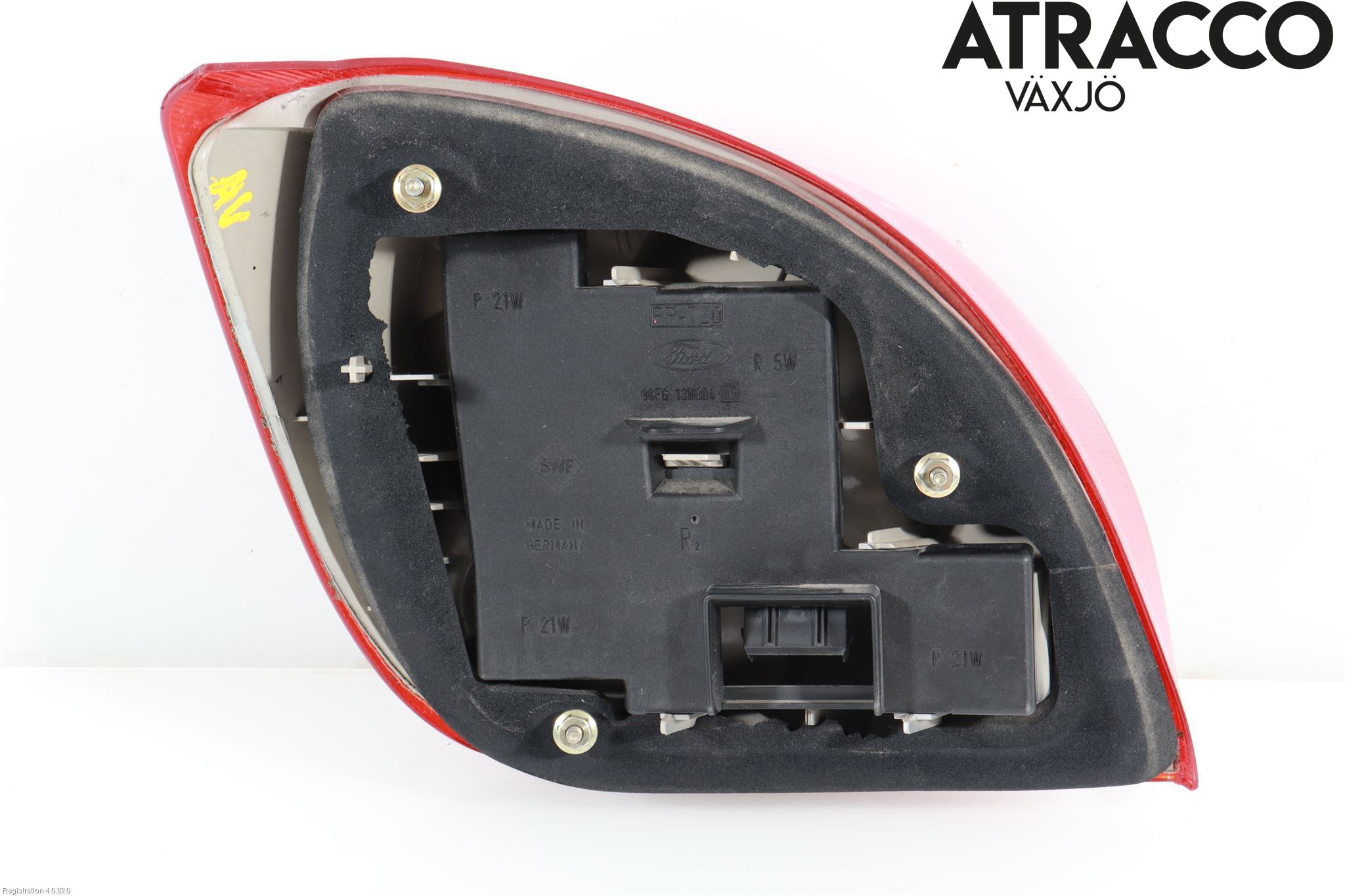 Ford FIESTA     00-01 Bakljus Höger